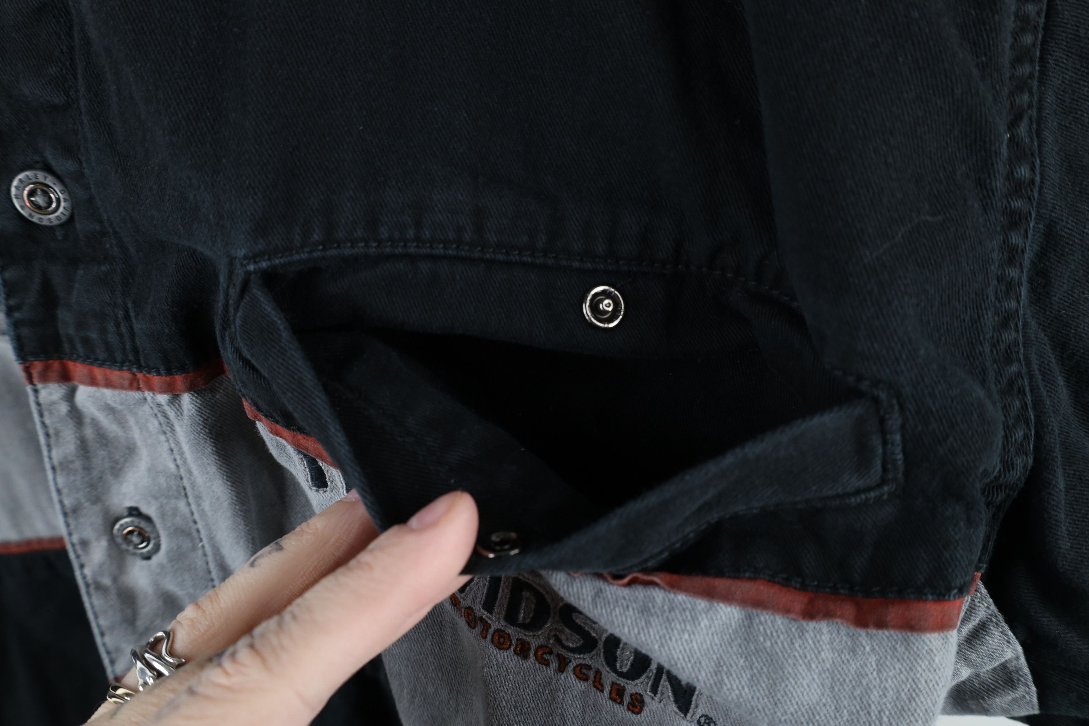 Harley Davidson × Vintage Vintage Harley Davidson Denim Work Mechanic Button Shirt Size US XL / EU 56 / 4 - 6 Thumbnail