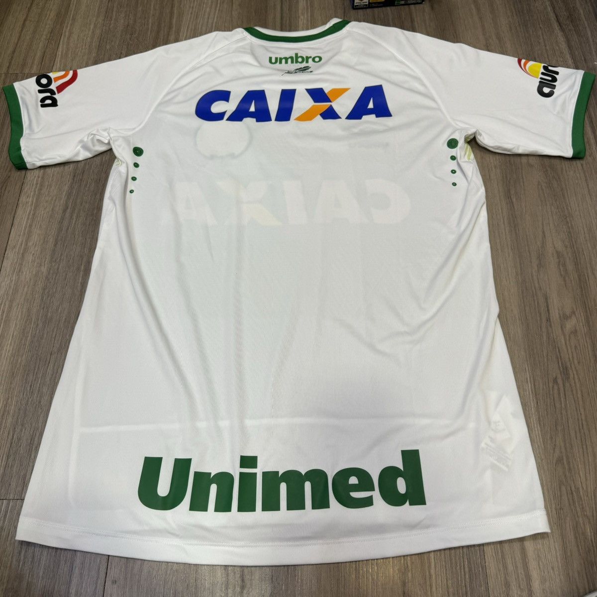 Umbro Chapecoense 16/17 away shirt Size US M / EU 48-50 / 2 - 2 Thumbnail