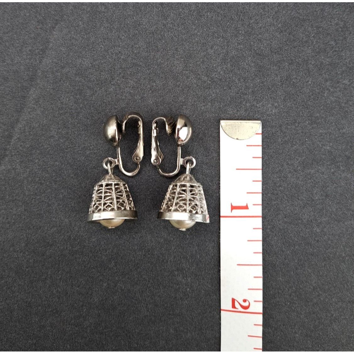 Vintage Vintage Judy Lee Silver Tone Clip On Bell Shape Earrings Size ONE SIZE - 4 Thumbnail