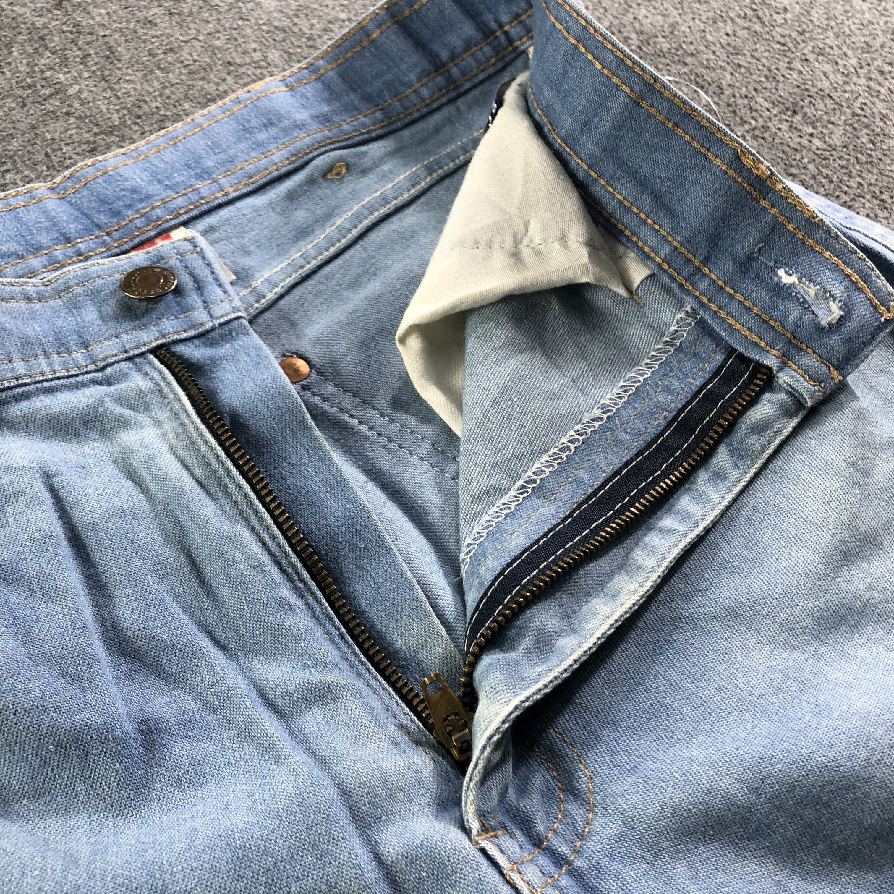 Levi's Vintage Light Wash Levis Jeans-J3407 Size 33" - 6 Thumbnail