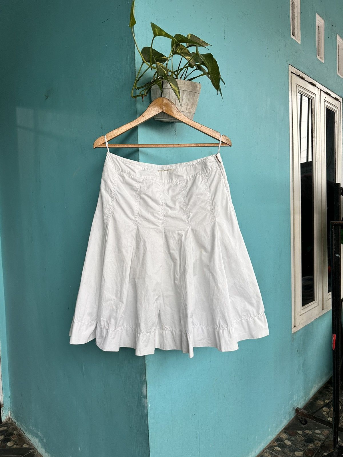 Prada Vintage Prada Pleated Midi Skirt Size 31" - 1 Thumbnail