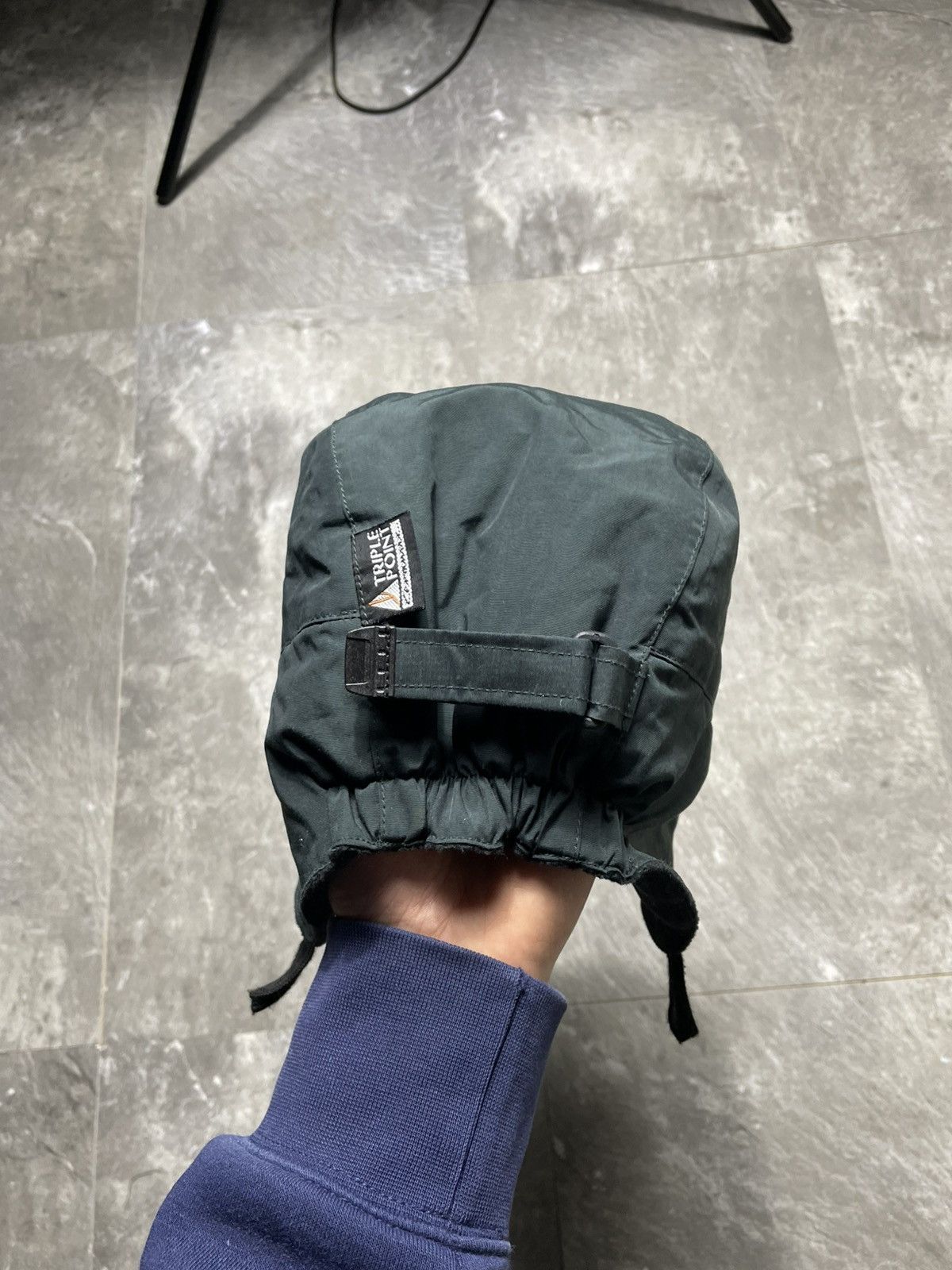 Vintage Vintage Lowe Alpine Track Fleece Cap Winter Hat Green Nylon Size ONE SIZE - 4 Thumbnail