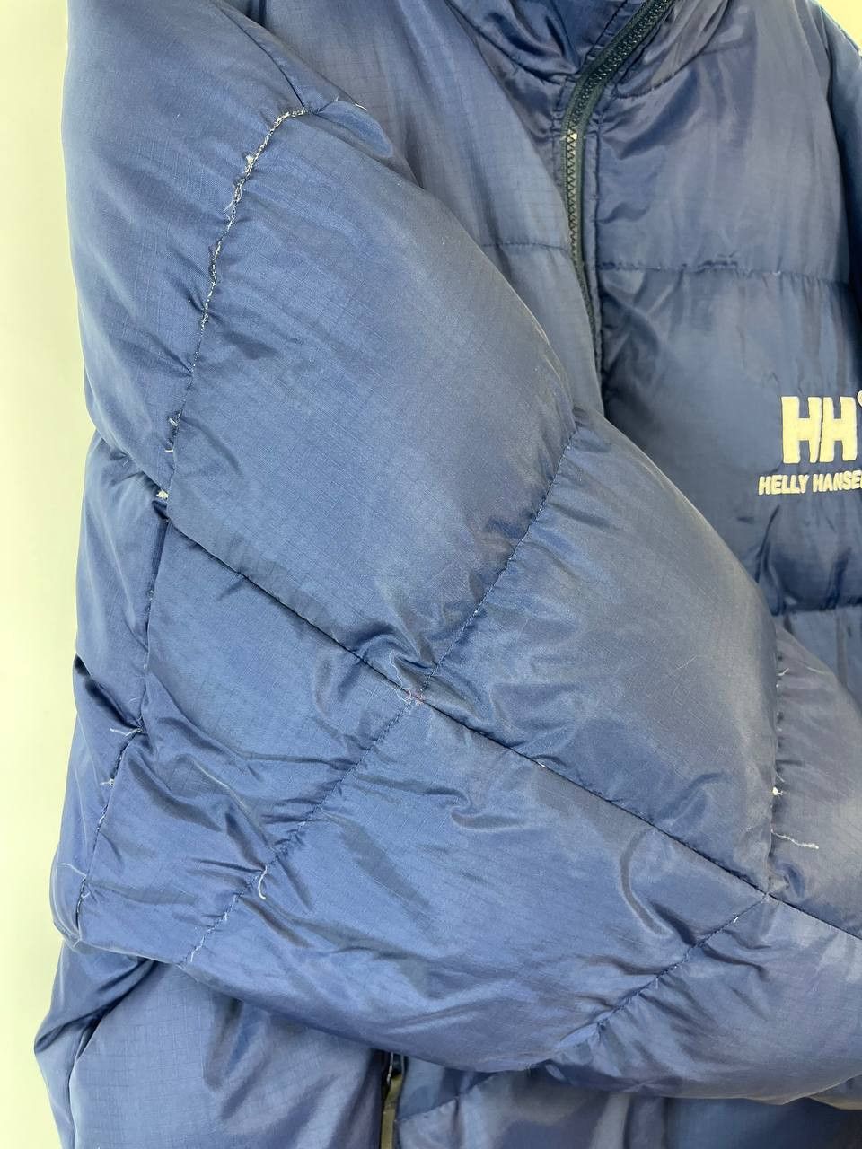 Helly Hansen HELLY HANSEN ZN19821T REVERSIBLE PUFFER JACKET Sz L Size US S / EU 44-46 / 1 - 8 Thumbnail