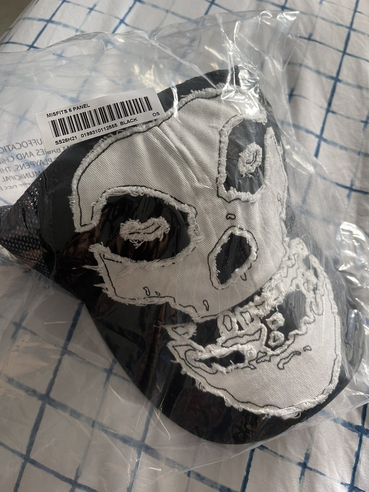 Misfits × Supreme Supreme/The Misfits Mesh Back 6-Panel BLACK SS26 Size ONE SIZE - 3 Thumbnail