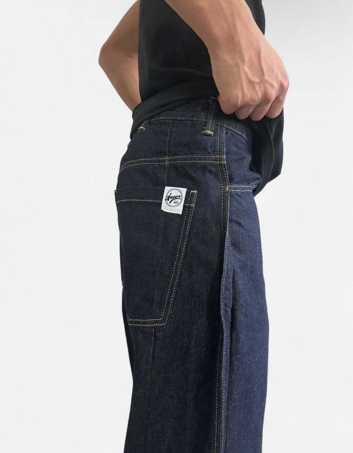 Massimo Dutti VINTAGE BAGGY DARK WASH REVERSIBLE CONTRAST STITCH JEANS Size US 29 - 6 Thumbnail