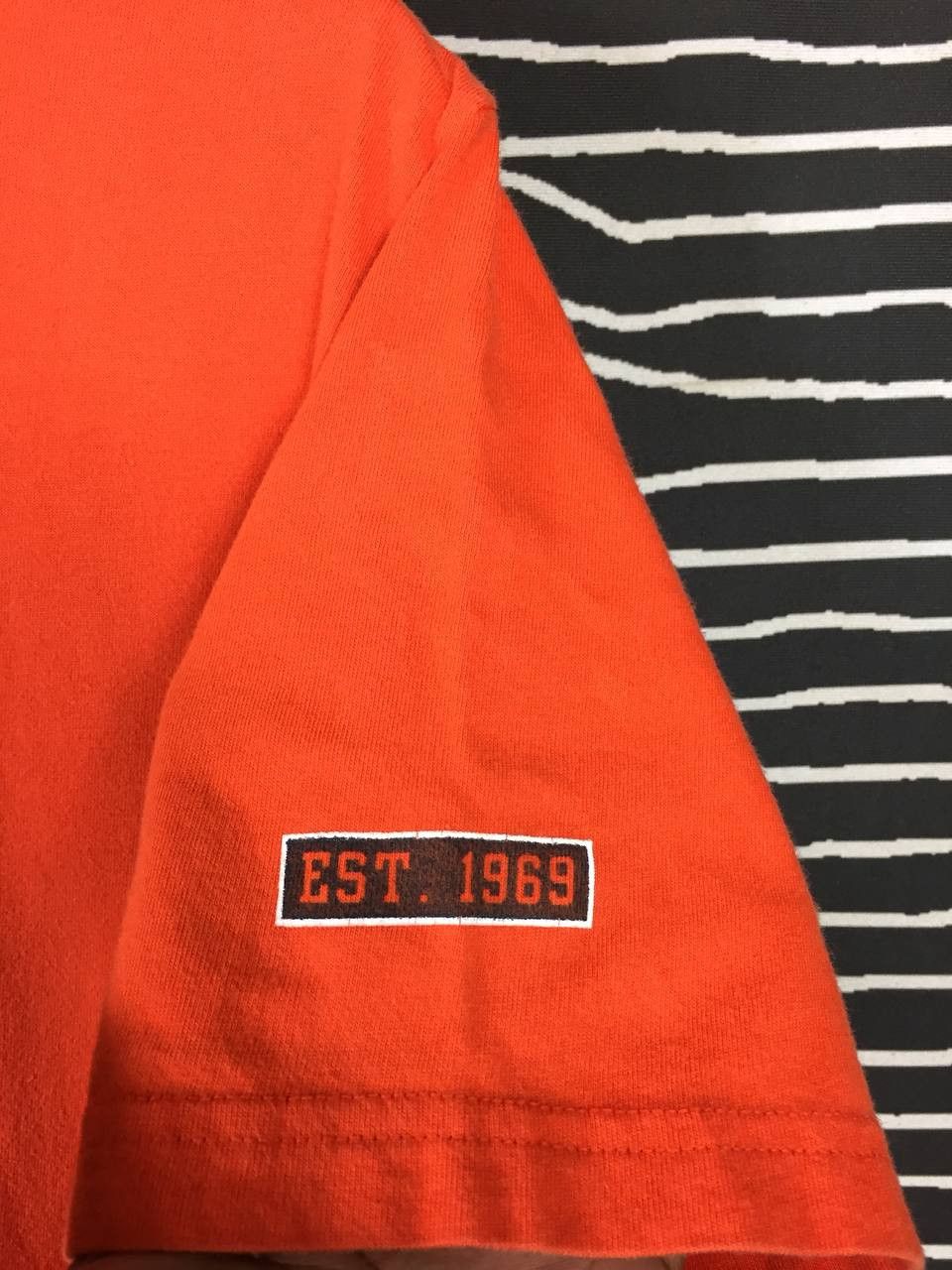 Gap × Vintage GAP Spell Out Logo Essential Tee Size S Size US S / EU 44-46 / 1 - 4 Thumbnail