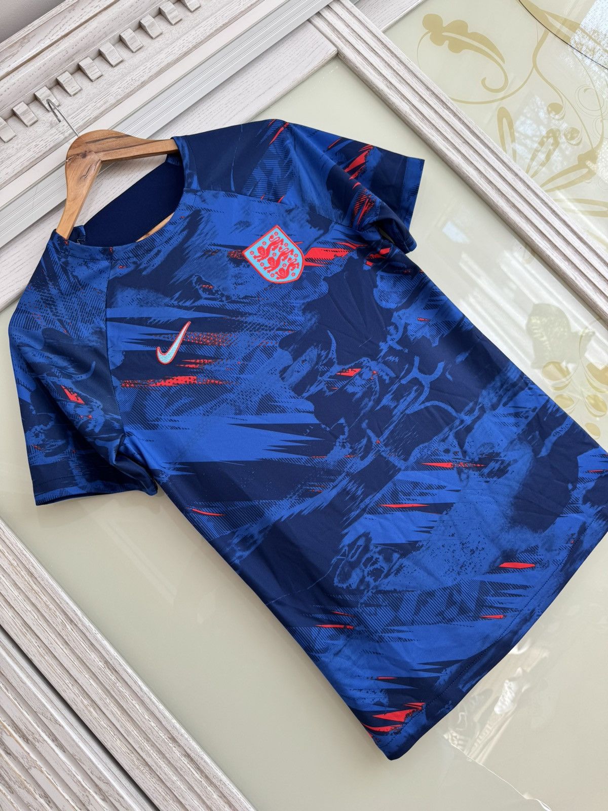 Nike England 2022-2023 Soccer Jersey Football Kit Shirt Size US S / EU 44-46 / 1 - 4 Thumbnail