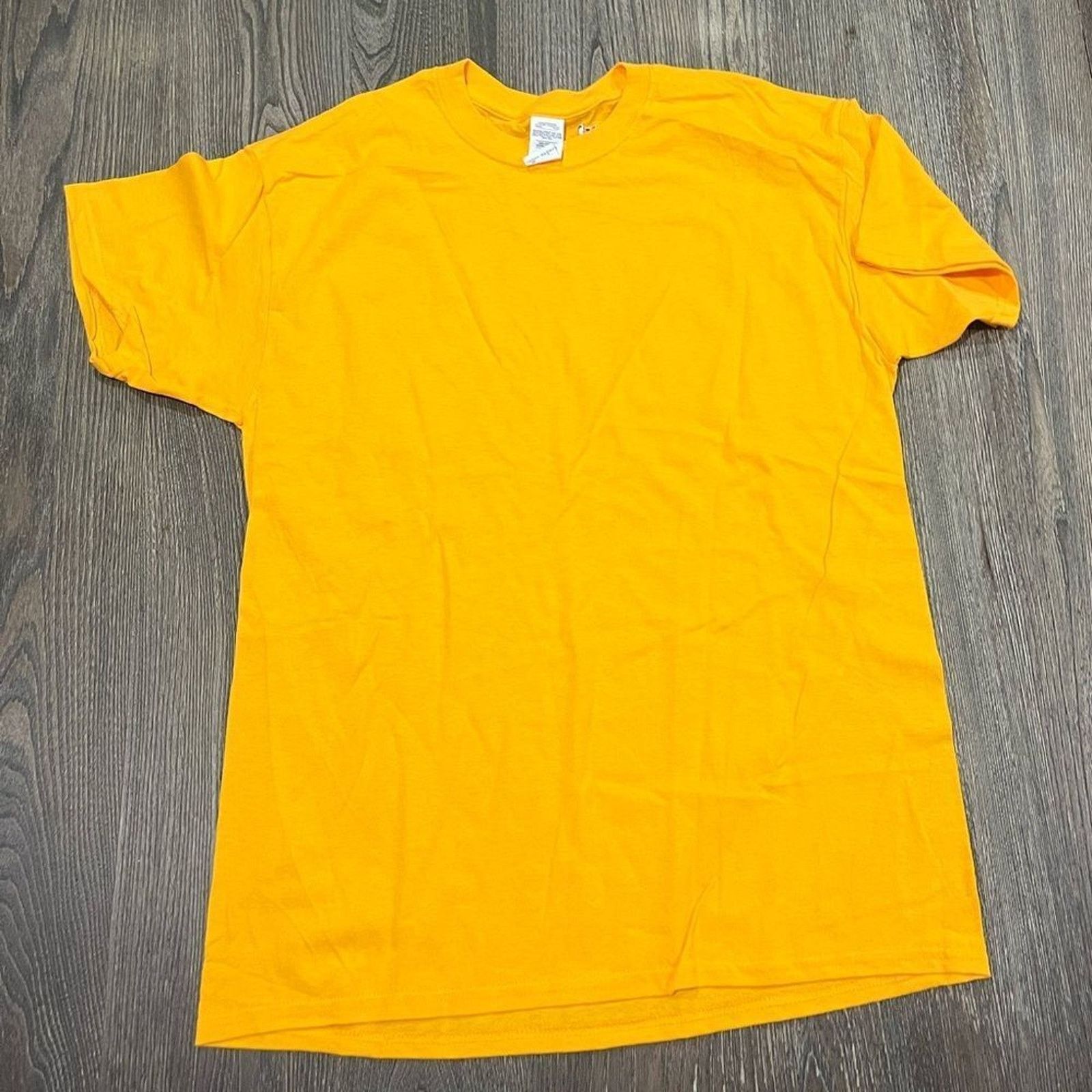 Gildan NWOT Gildan NBA 2 Pack Mens Shirts Crewneck Short Sleeve L Size US L / EU 52-54 / 3 - 4 Thumbnail