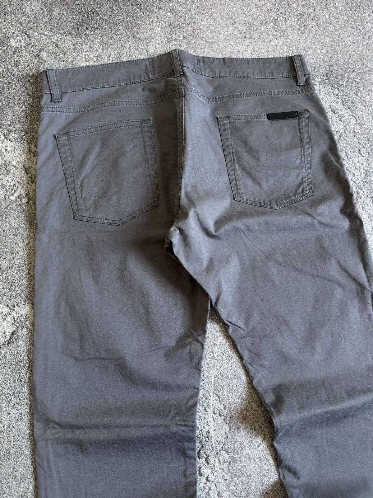 Dolce & Gabbana Dolce & Gabbana 54size gray chinos pants trousers casual Size US 36 / EU 52 - 3 Thumbnail