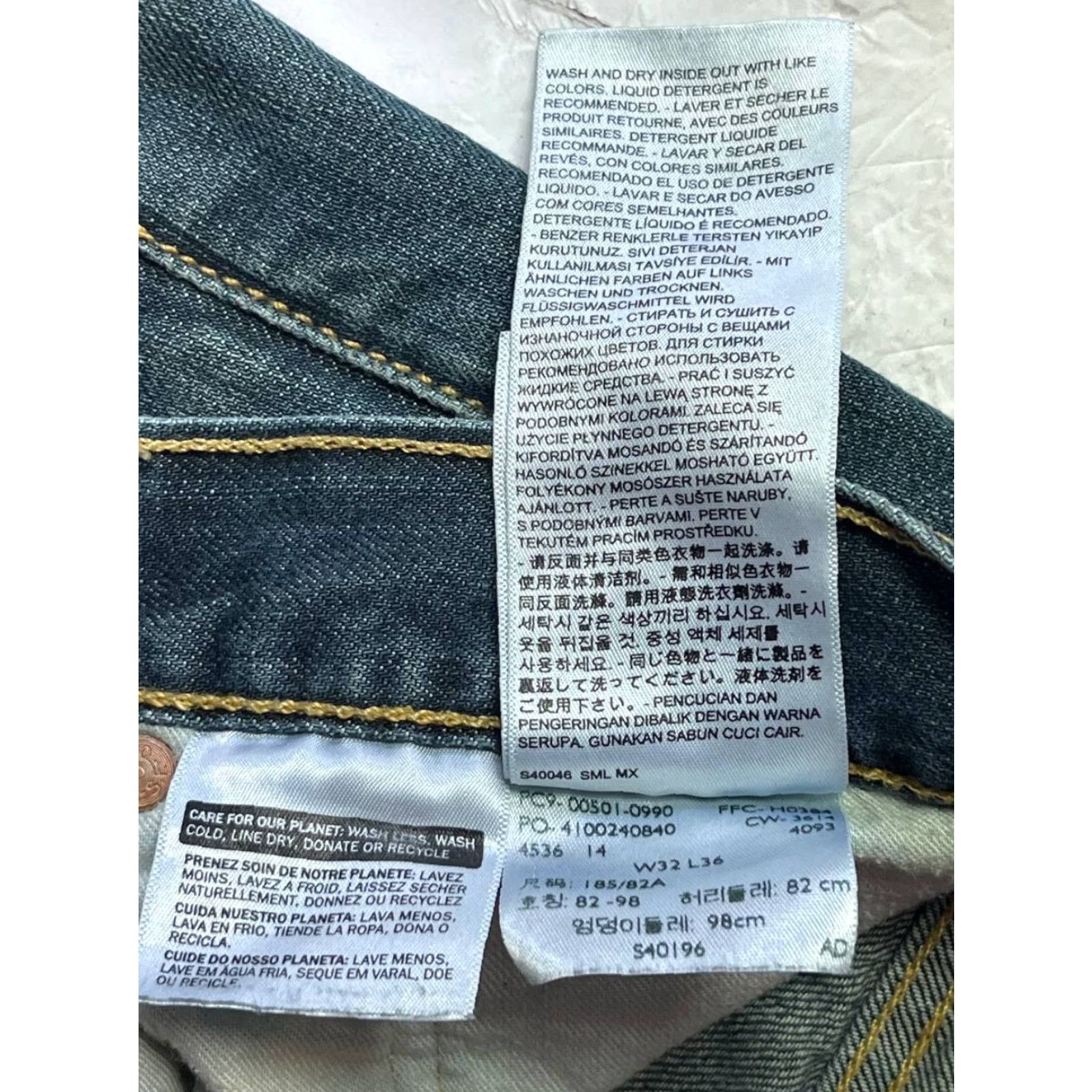 Levi's VINTAGE Levi's 501 Jeans Button Fly 32x36 Denim Blue Regular Men Straight 5-Pocket See Pics Size US 32 / EU 48 - 7 Thumbnail