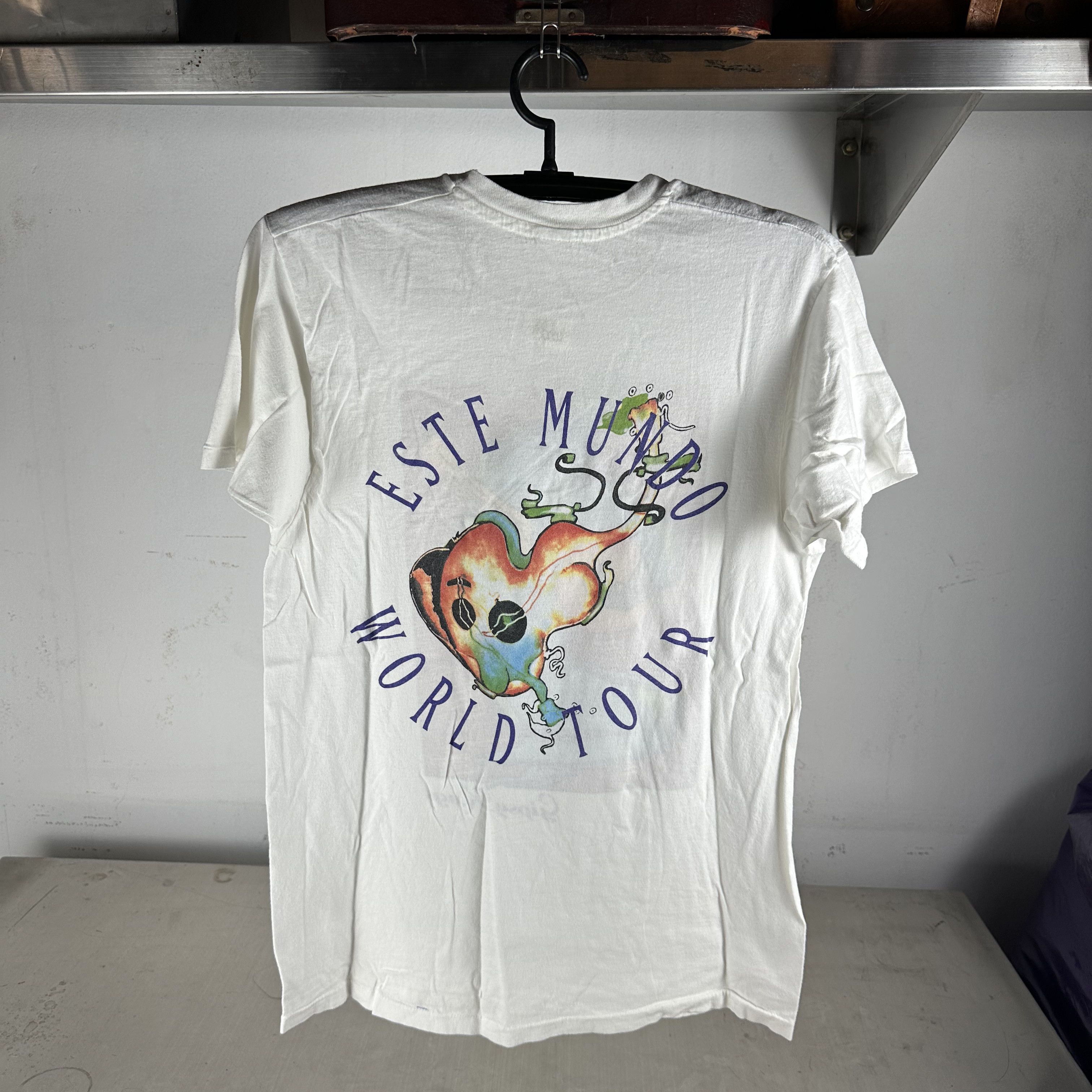 Vintage 1991 Gipsy Kings Este Mundo World Tour Concert T-Shirt Size US M / EU 48-50 / 2 - 3 Thumbnail