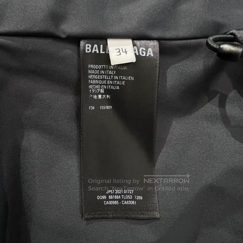 Balenciaga Balenciaga Monogrammed Furry Down Vest Size XXS / US 00 / IT 34 - 4 Thumbnail