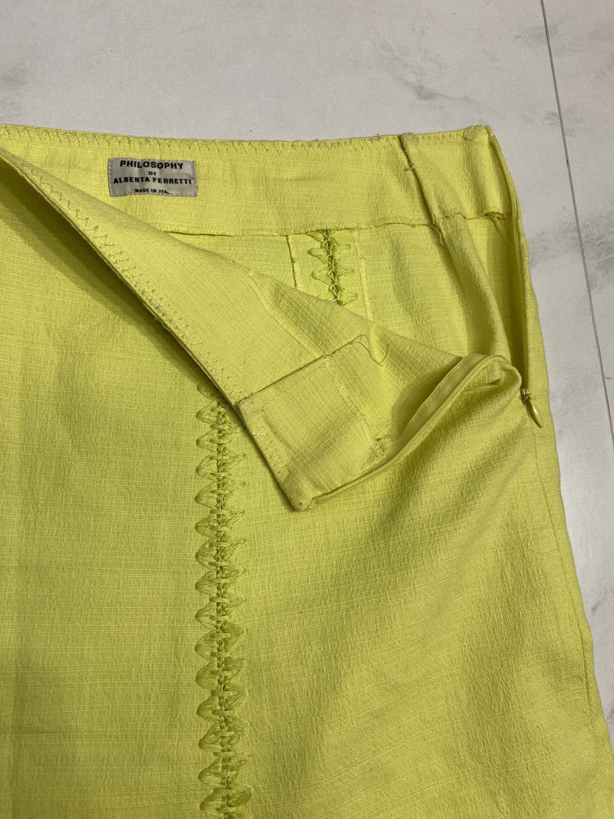 Affliction × Alberta Ferretti × Designer Alberta Ferretti yellow cotton mini skirts made in italy Size 28" / US 6 / IT 42 - 5 Thumbnail