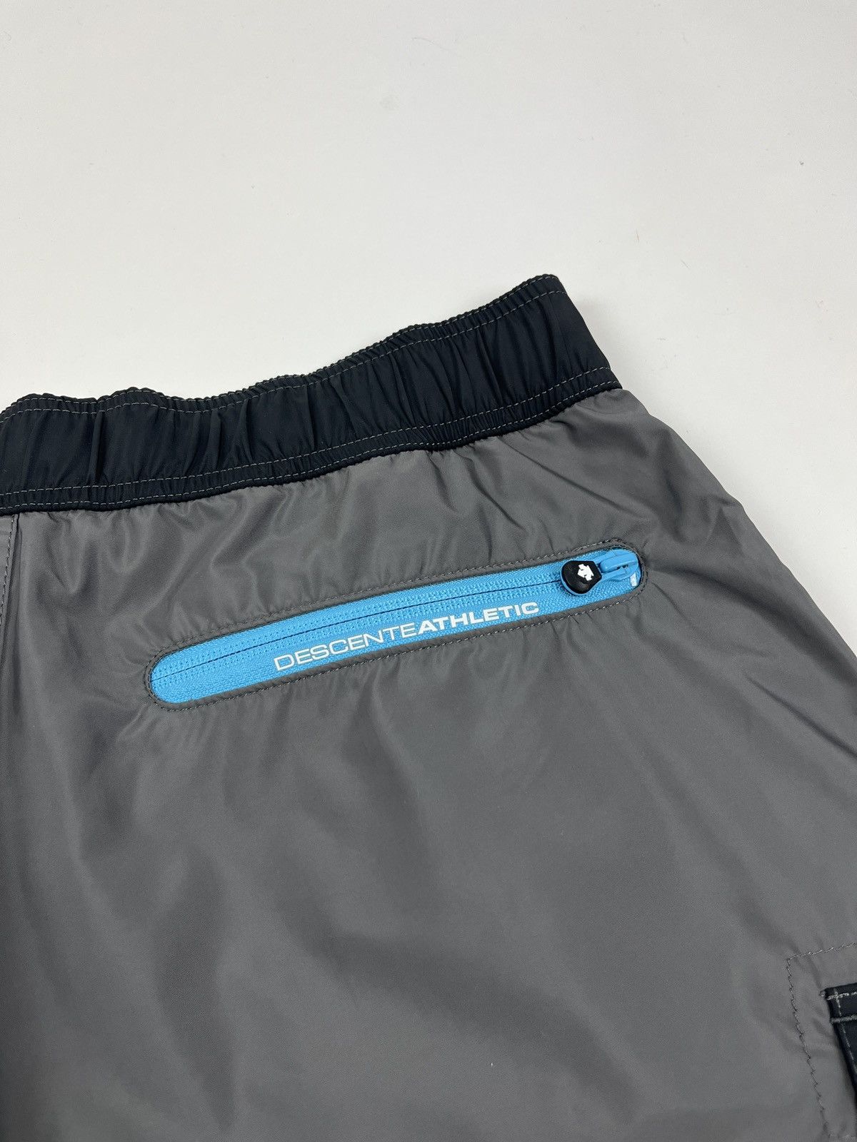 Descente Descente Athletic Nylon Cargo Shorts Size US 34 / EU 50 - 5 Thumbnail