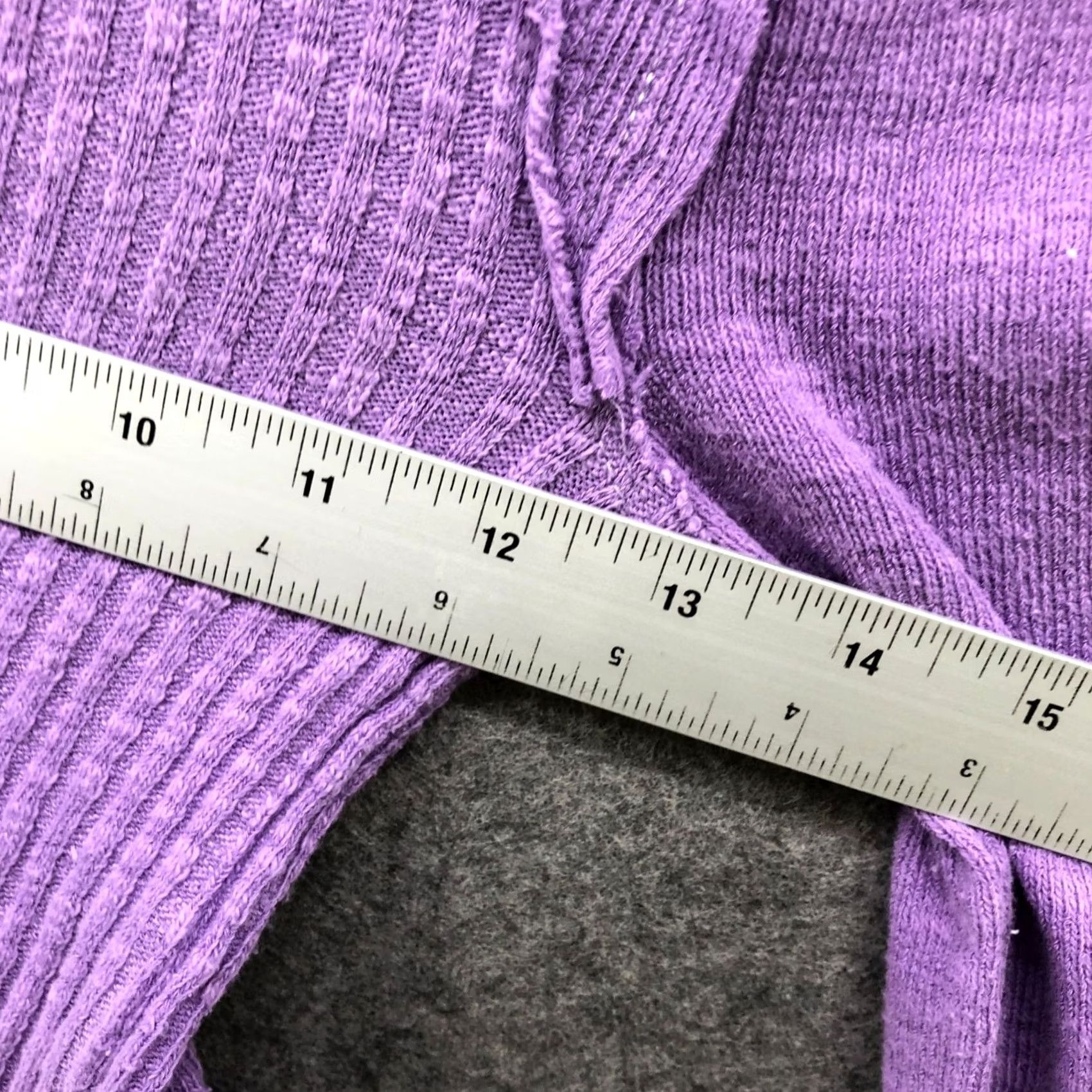 Urban Outfitters VINTAGE? No. Urban Outfitters BDG Messi Seamed Mock Neck Crop Top Womens S Purple Long Sleeve Size S / US 4 / IT 40 - 7 Thumbnail