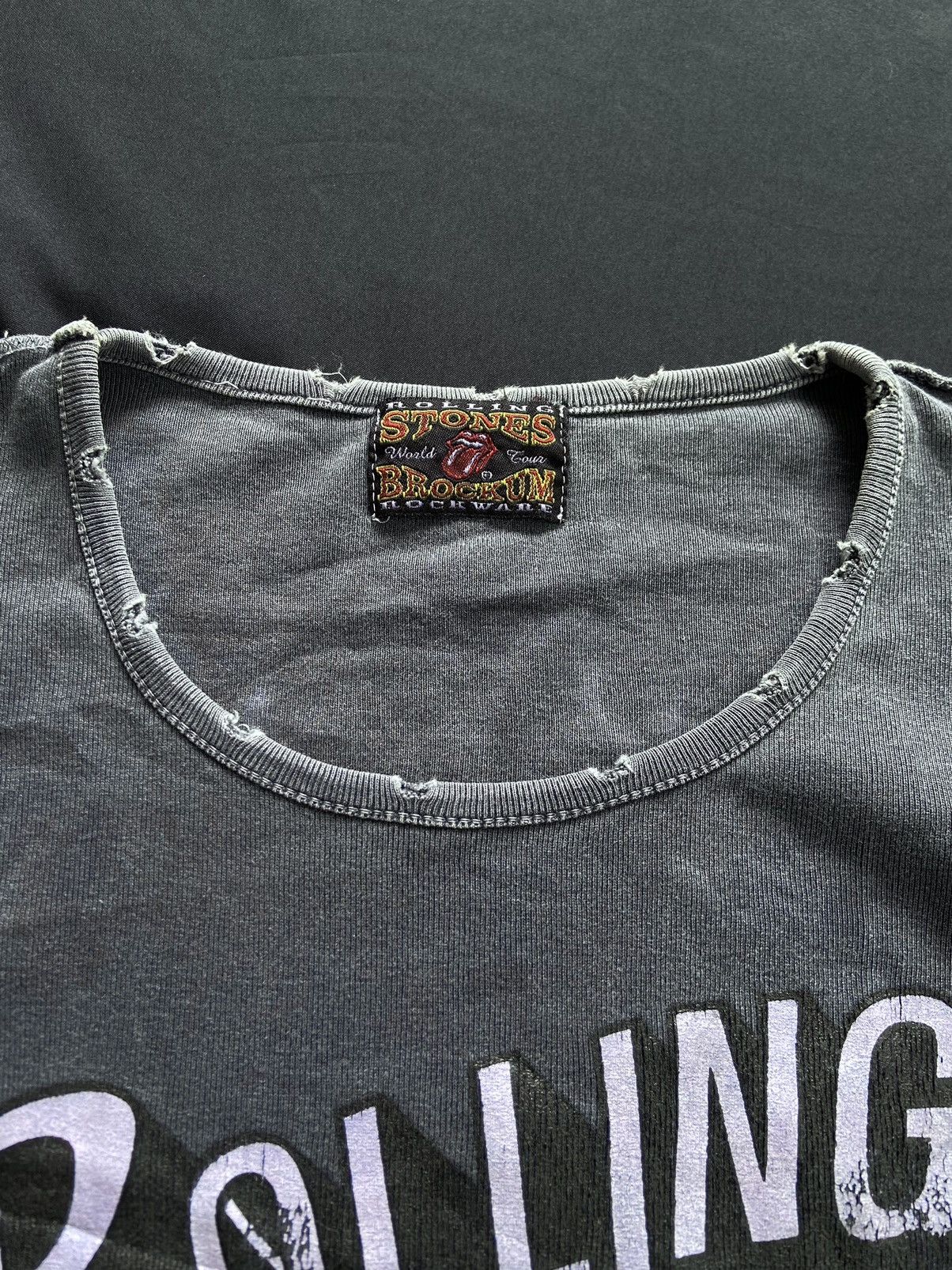 Band Tees × The Rolling Stones × Vintage ROLLING STONES ITS ONLY ROCK N ROLL DISTRESSED LONG SLEEVE Size US XS / EU 42 / 0 - 8 Thumbnail