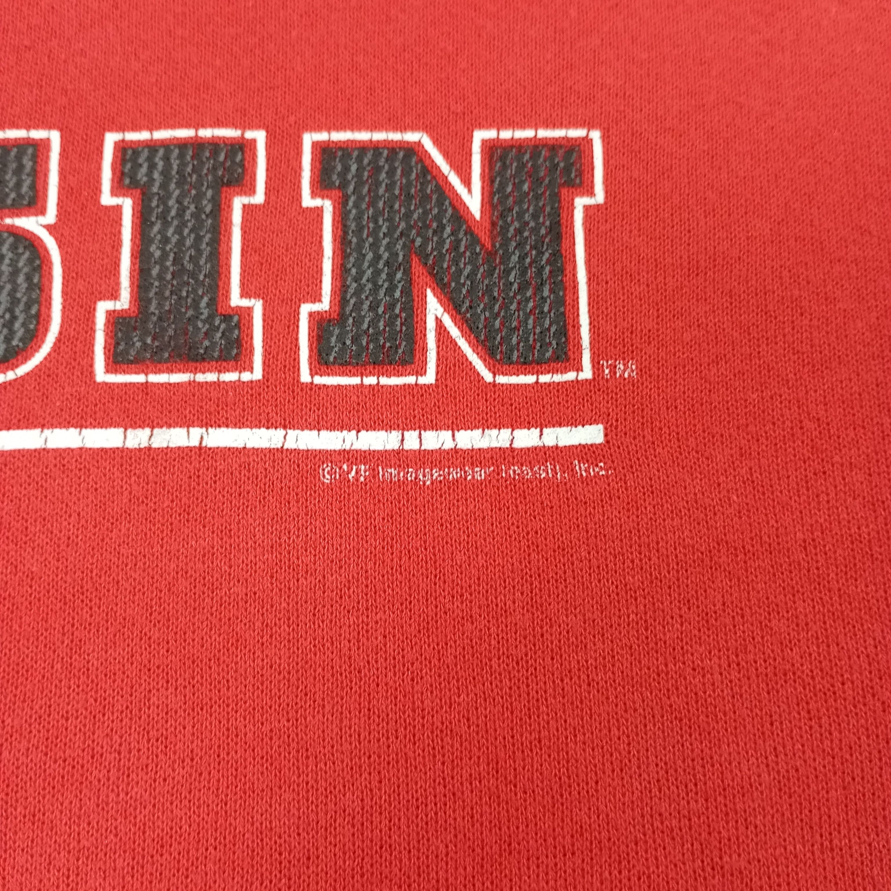 Vintage Badgers Wisconsin Football Team Vintage Sweatshirt c248n3 Size US XXL / EU 58 / 5 - 5 Thumbnail