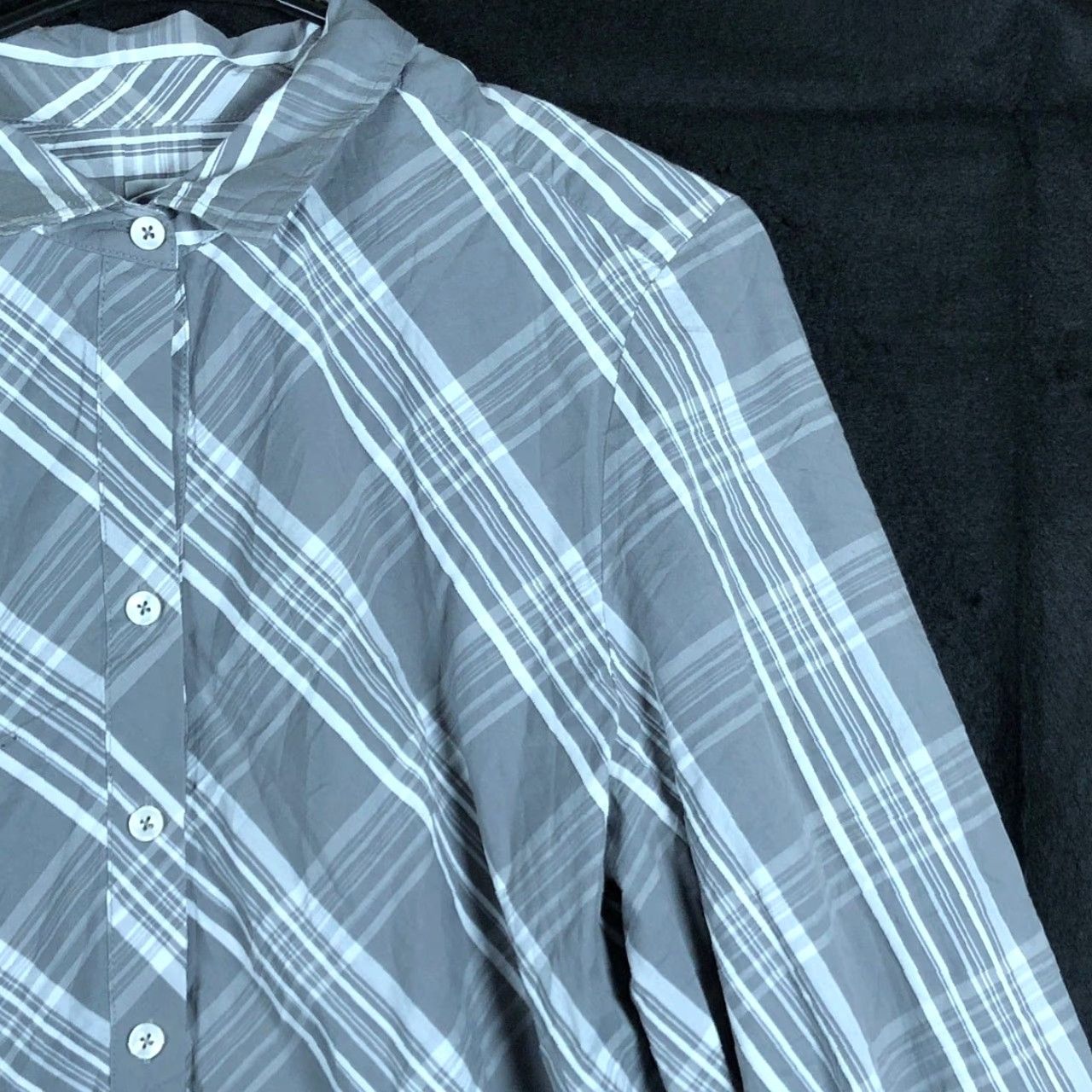 Vintage Chicos Womens Blouse Gray White Collared Button Down Long Sleeve Stretch 2 Gray White Collared Button Down Long Sleeve Stretch 2 Size XL / US 12-14 / IT 48-50 - 5 Thumbnail