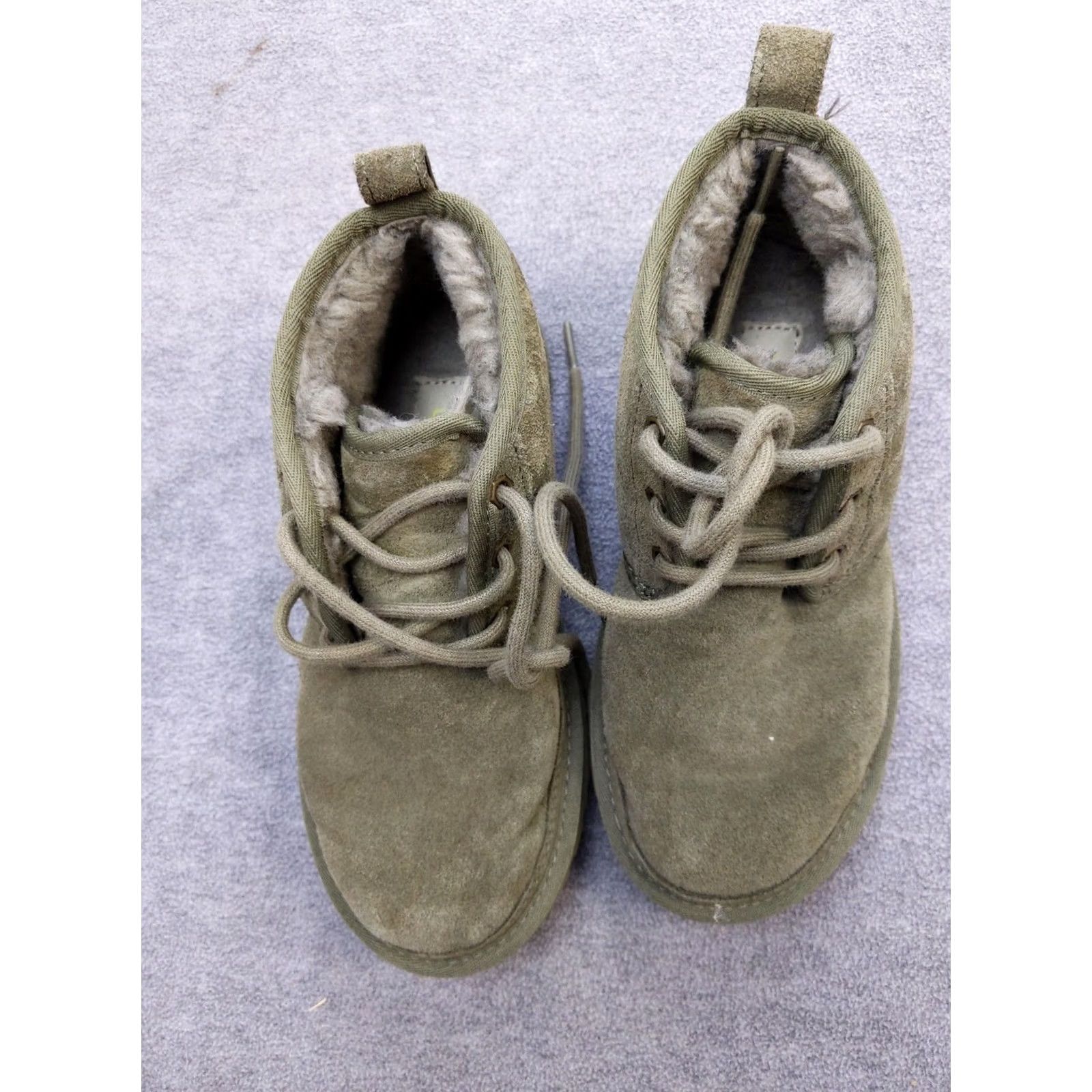 Ugg UGG Womens Chukka Boot 5 Green Suede Sheepskin Lined Flat Rubber Sole Casual Winter Shoes Mens? Size US 5 / IT 35 - 2 Thumbnail