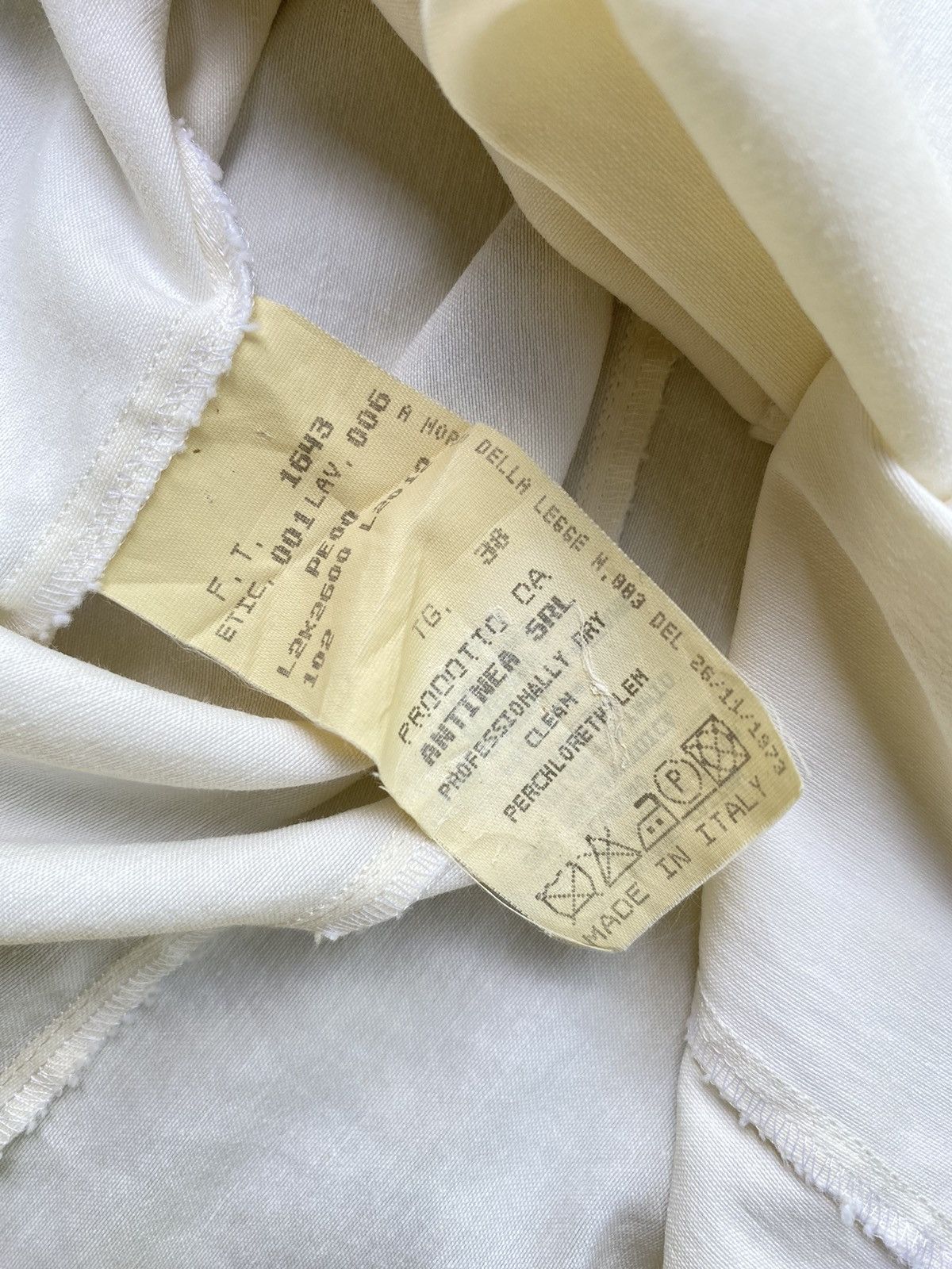 Emporio Armani Emporio Armani sleeveless white blouse Size ONE SIZE - 10 Thumbnail