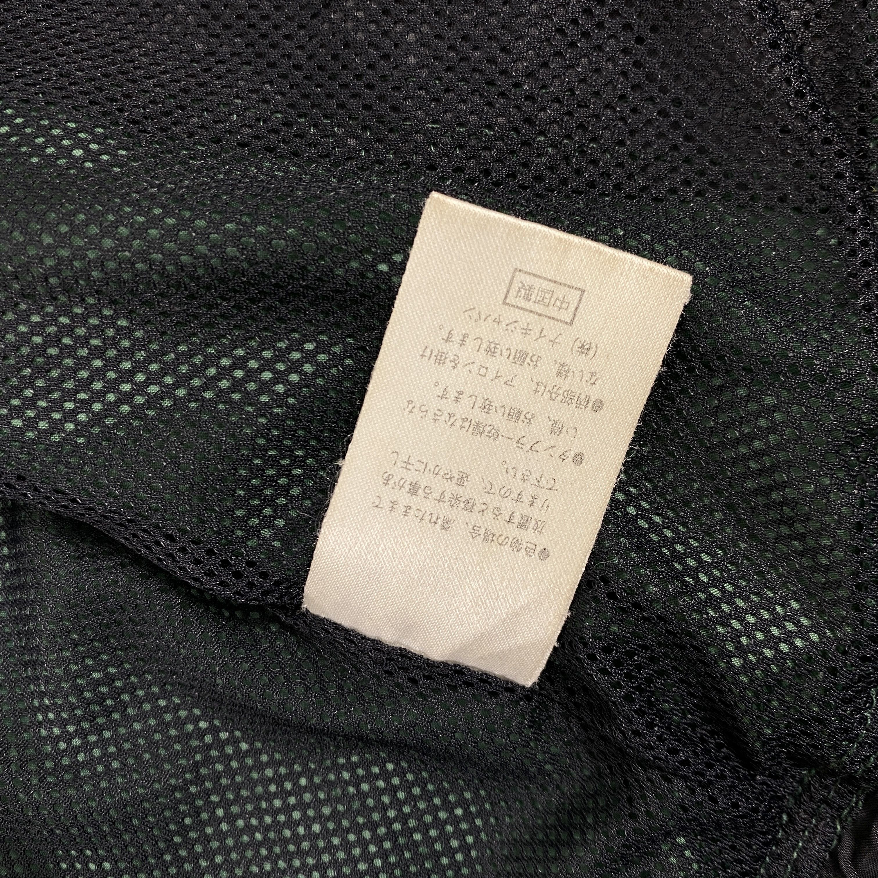 Japanese Brand Vintage Nike Distressed Windbreaker Puffer Jacket- J374 Size ONE SIZE - 10 Thumbnail