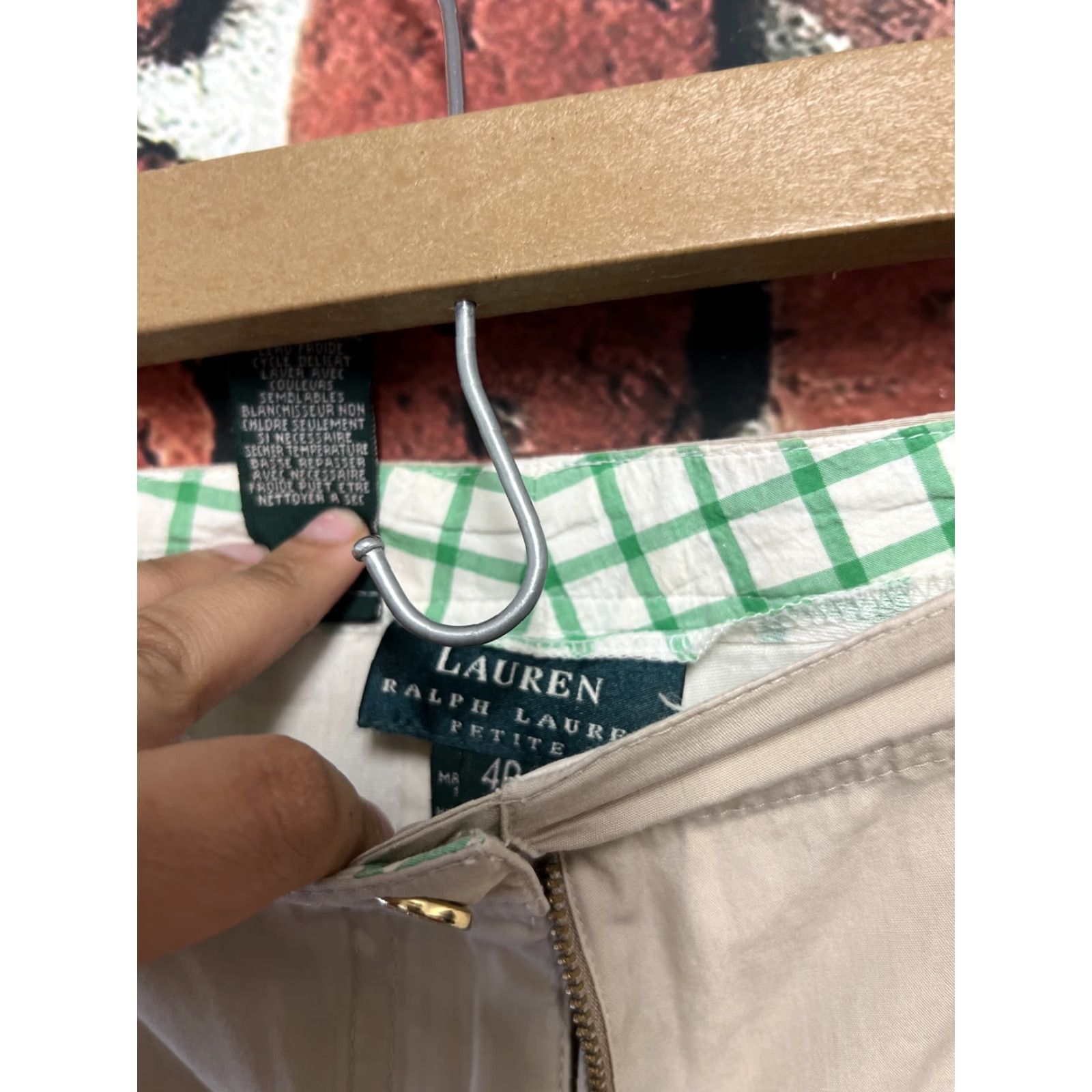 Ralph Lauren Lauren Ralph Lauren Pants Capri Womens 4P Beige Petite Regular Stretch Pockets Easy Care 28in Inseam 25.5in Size 27" / US 4 / IT 40 - 2 Thumbnail