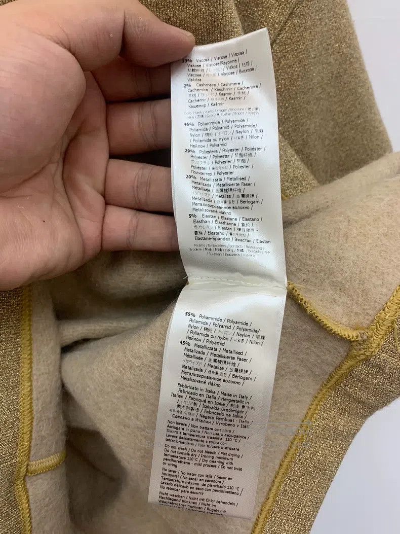 Fendi Fendi Golden Short-sleeve, Gold Knit Size M / US 6-8 / IT 42-44 - 7 Thumbnail
