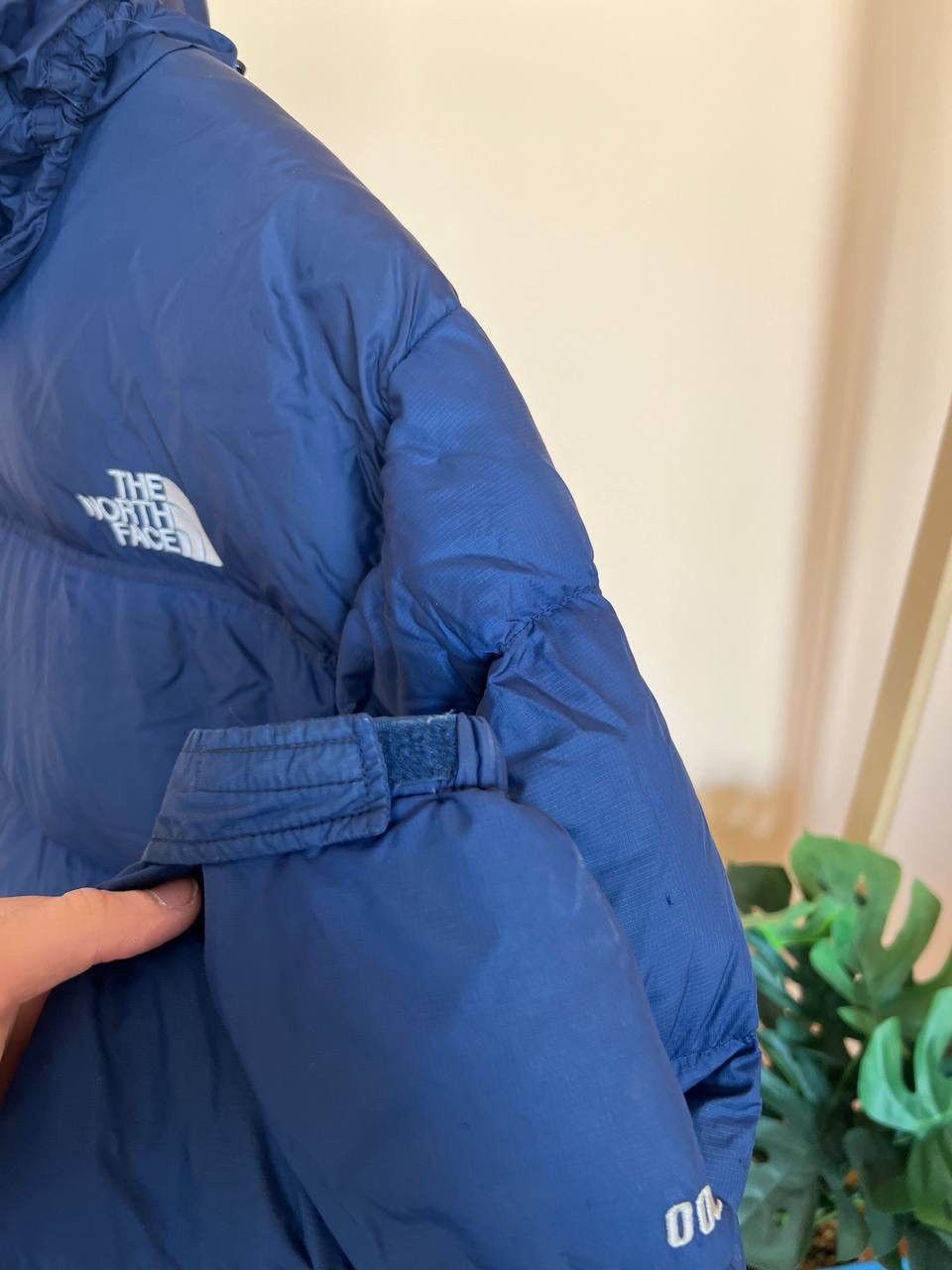 The North Face Vintage The North Face 700 - Classic Navy Puffer Jacket Size US M / EU 48-50 / 2 - 7 Thumbnail