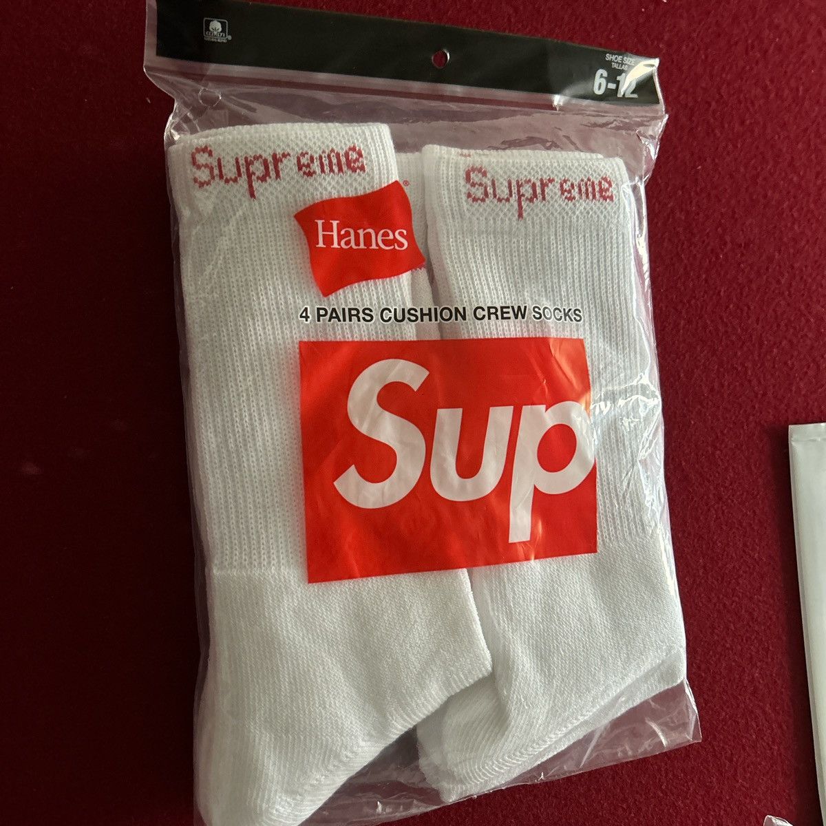 Supreme Supreme x Hanes Sock Bundle (8 Pairs Total) Size ONE SIZE - 3 Thumbnail