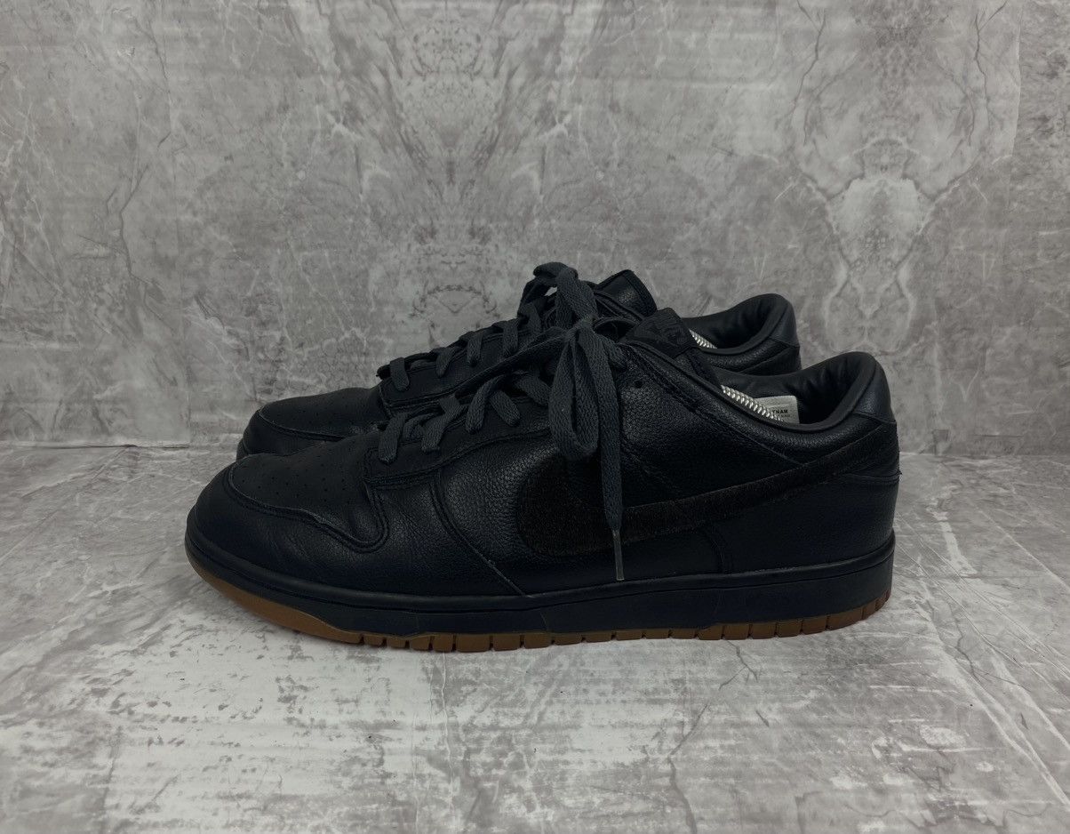 Jordan Brand 2005 Nike Dunk Low Black Gum Suede Black Anthracite Size US 12 / EU 45 - 5 Thumbnail