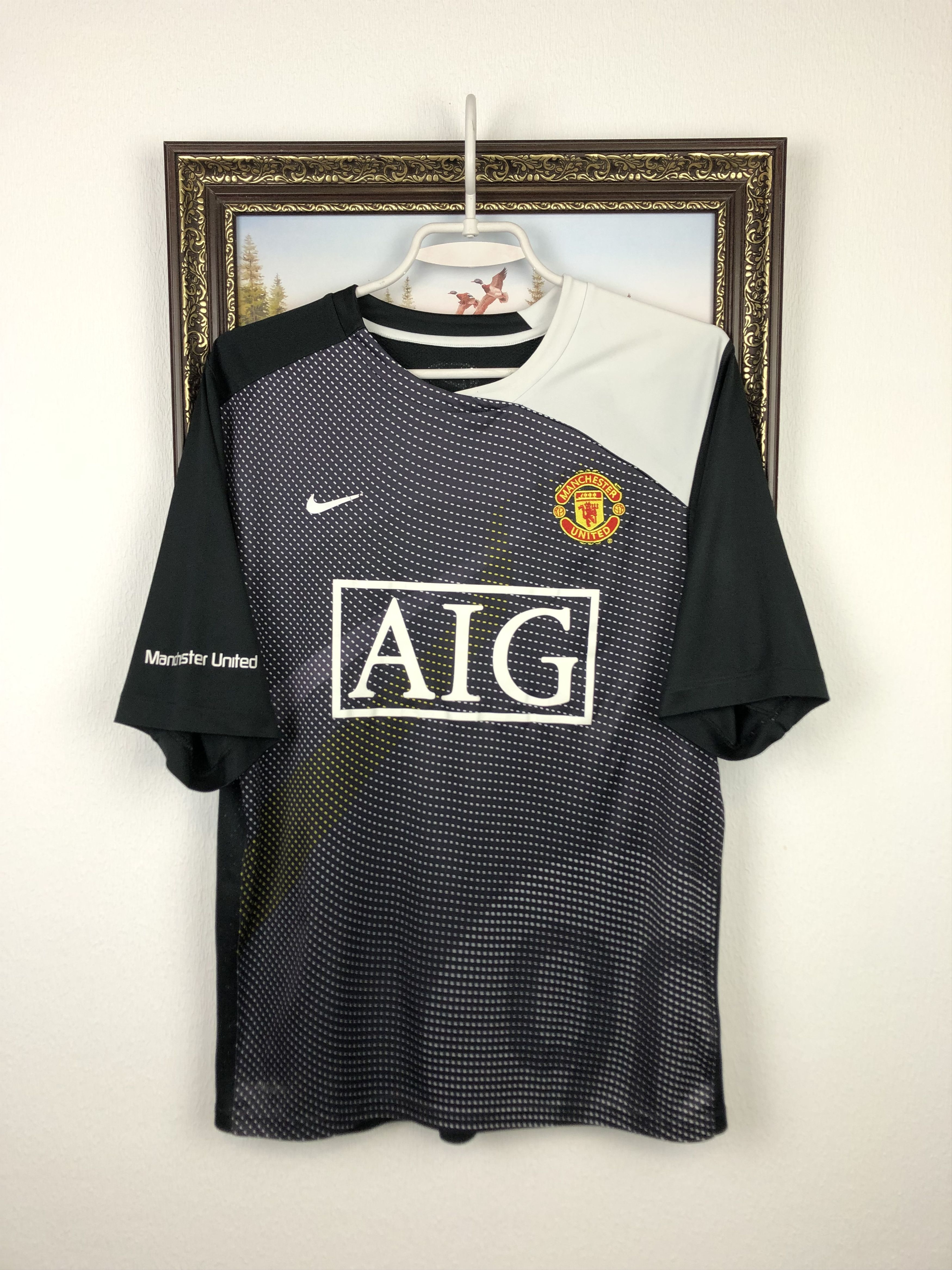 Nike Vintage Nike Manchester United Shirt Soccer Player Issue Tee Size US S / EU 44-46 / 1 - 1 Thumbnail