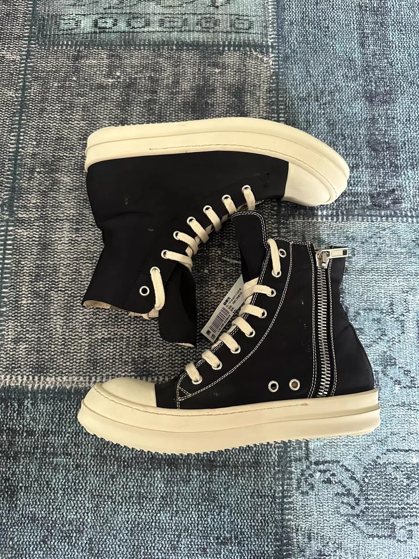 Rick Owens Rick Owens DRKSHDW Women's Satin Converse Sneaker 39 Size US 8.5 / IT 38.5 - 1 Thumbnail