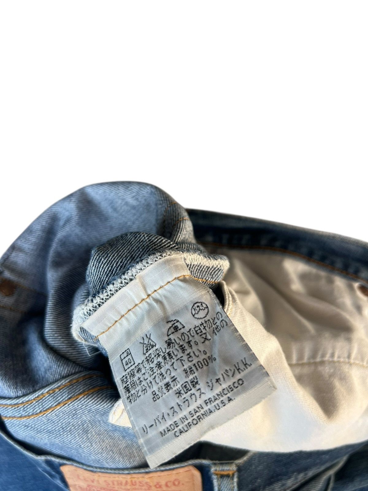 Levi's Vintage Clothing 1997 LVC Levi’s 501 XX Rip Off Leg Denim Selvedge Jeans Size US 32 / EU 48 - 22 Thumbnail
