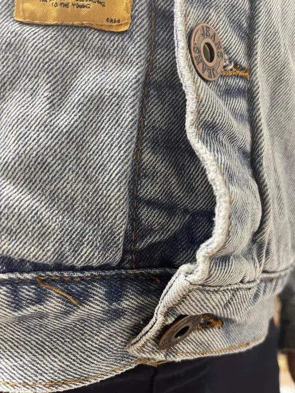 Japanese Brand Retro punk denim jacket Size US L / EU 52-54 / 3 - 8 Thumbnail
