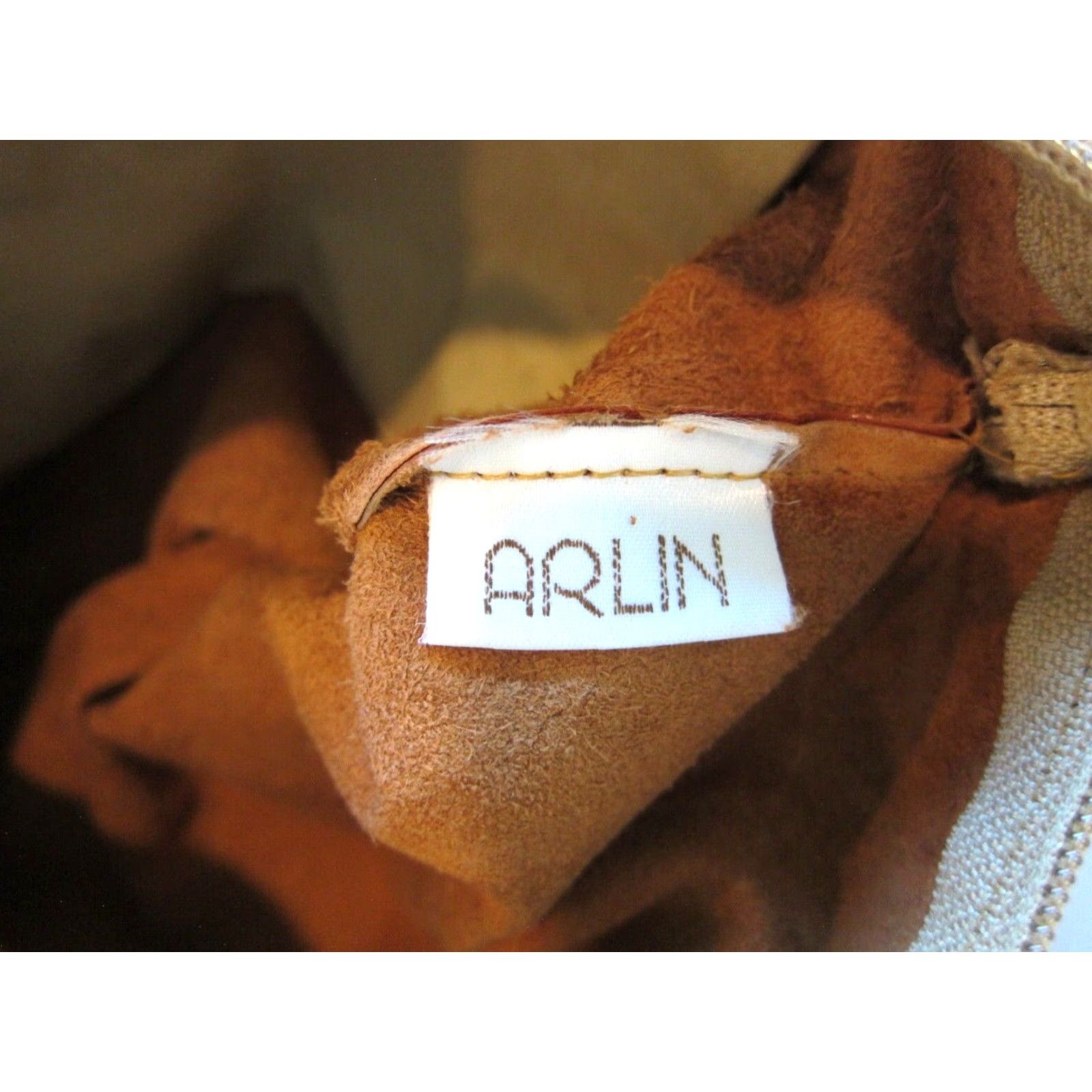Vintage Vintage Arlin Crossbody Satchel Bag 100% Leather 11" 8.5" 17" strap drop Small Tan Brown Zip Purse Bag Size ONE SIZE - 7 Thumbnail