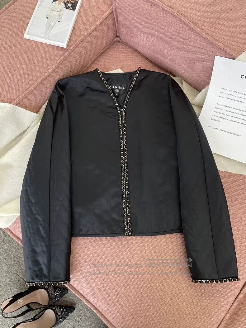 Chanel Chanel Black gold chain leather chain thin cotton jacket Size XS / US 0-2 / IT 36-38 - 1 Thumbnail