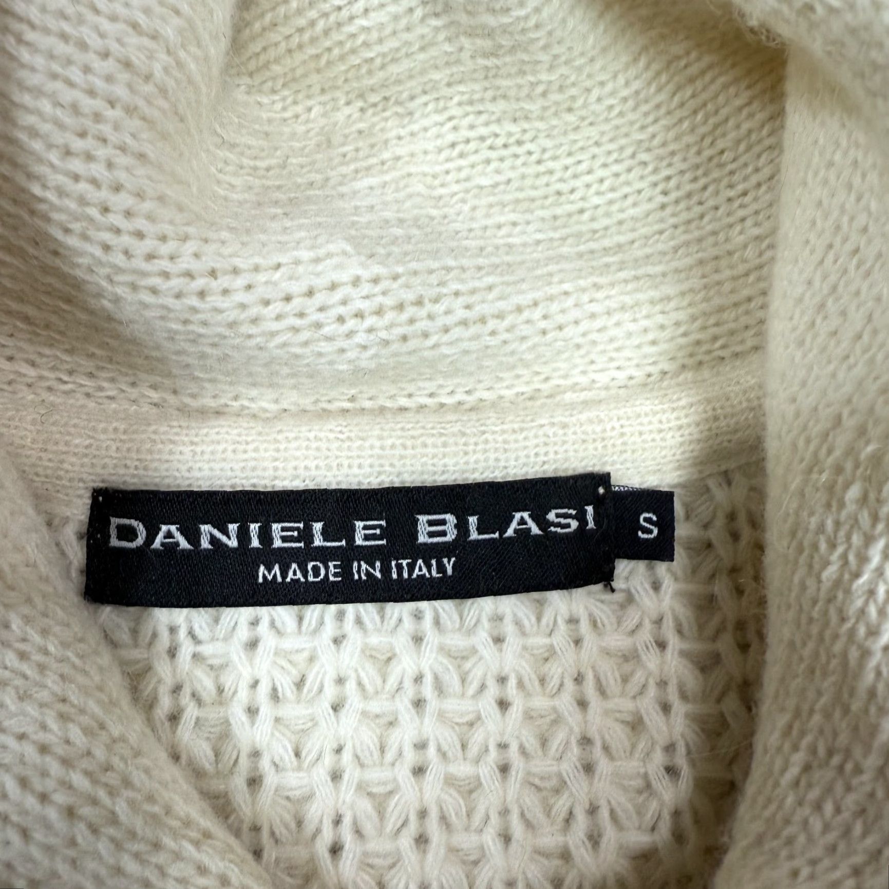 Vintage Daniele Blasi Sweater Long Sleeve Ivory White Waffle Pullover Women's Sz S Made In Italy Size S / US 4 / IT 40 - 5 Thumbnail