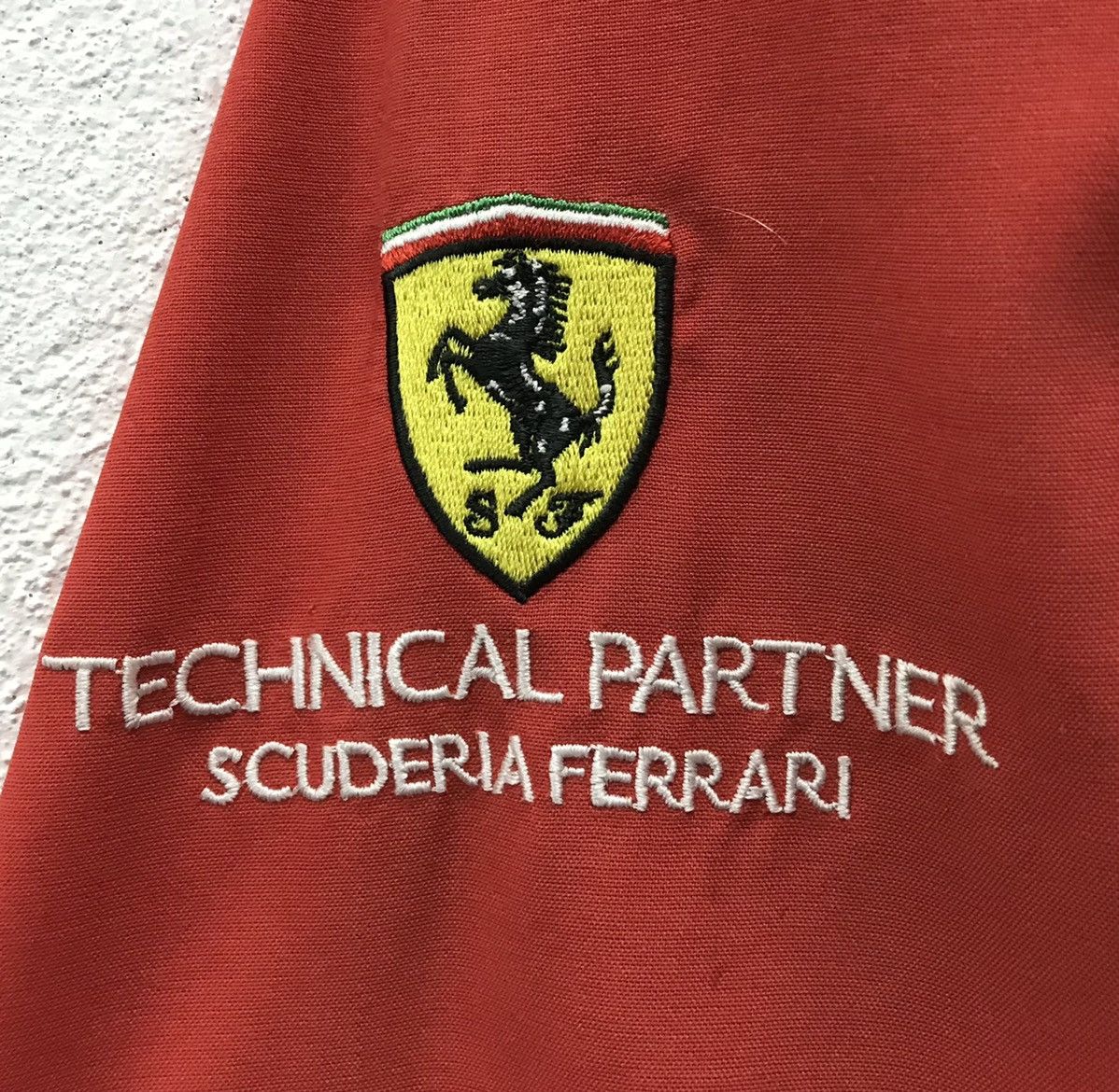 Ferrari × Vintage Vintage Shell Helix Technical Partner Scuderia Ferrari Shirt Size US L / EU 52-54 / 3 - 7 Thumbnail