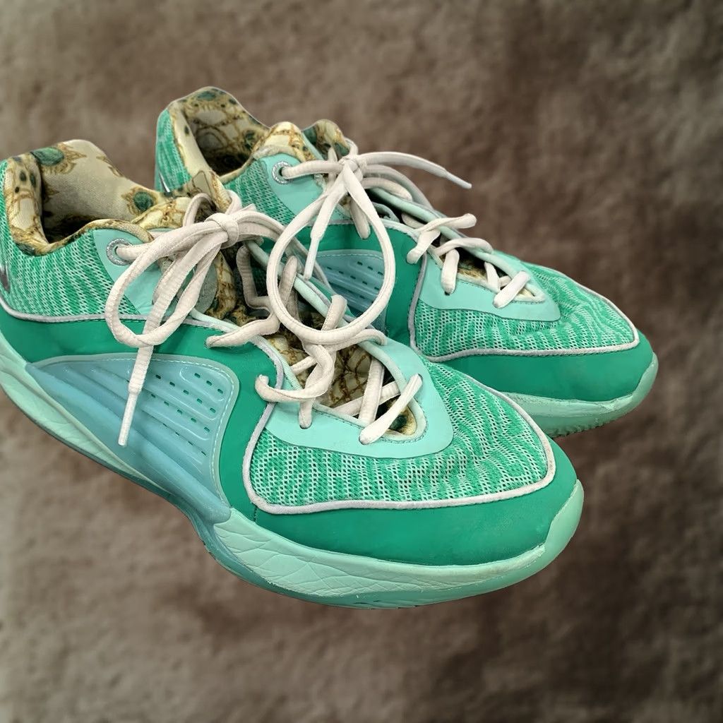 Nike Nike KD 16 NRG Wanda Sneaker Men's Size 7 Green Size US 7 / EU 40 - 1 Thumbnail