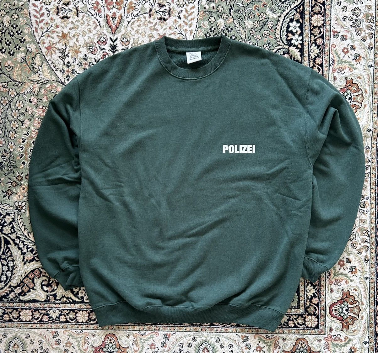 Vetements Vetements Polizei Sweater New/Never worn Size US S / EU 44-46 / 1 - 1 Thumbnail