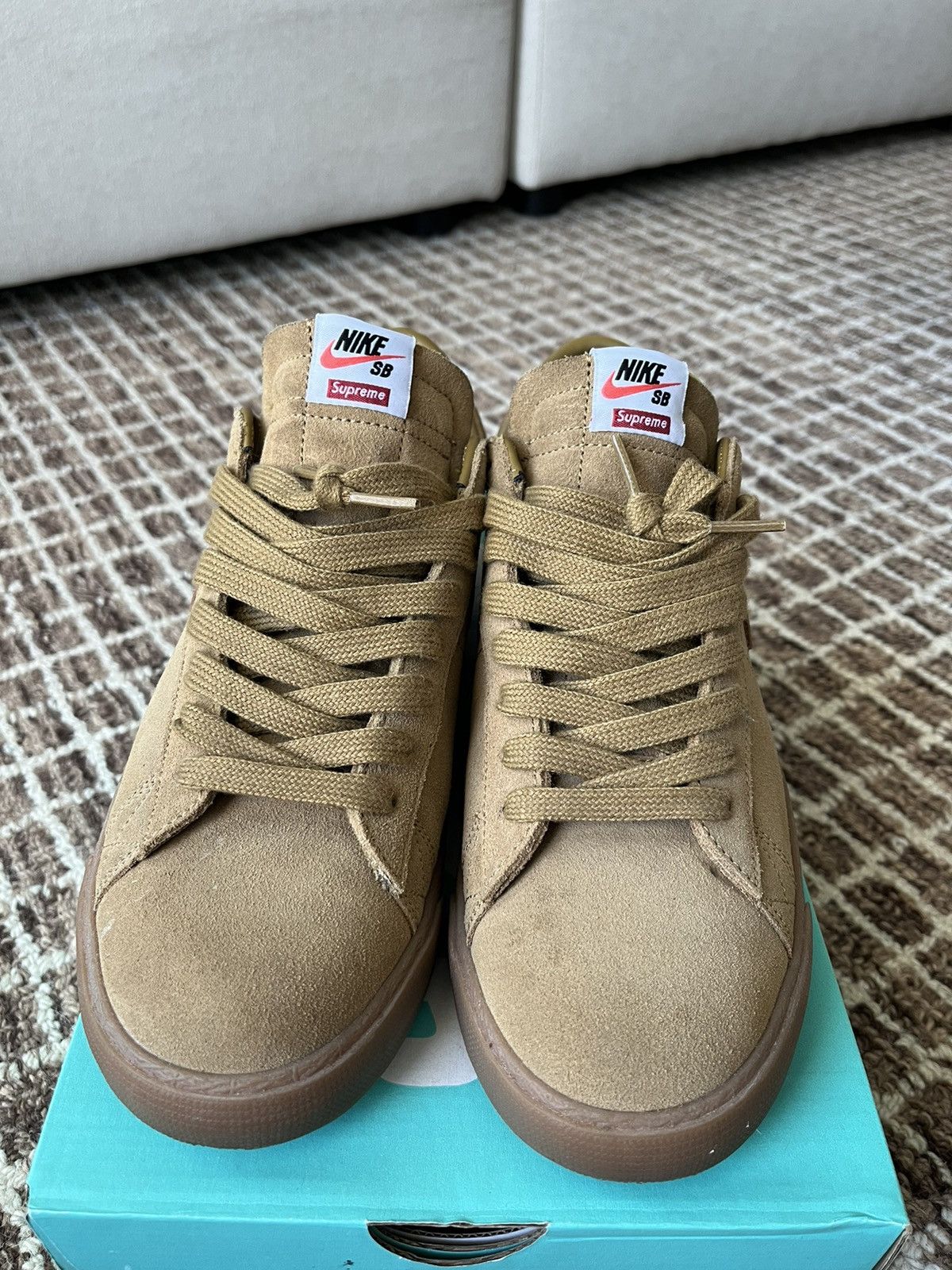 Nike SB Nike SB Supreme Blazer Low GT Size 9.5 Size US 9.5 / EU 42-43 - 2 Thumbnail