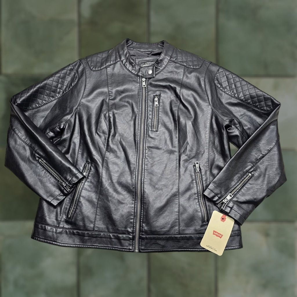 Levis Jacket Womens 1X Black Faux Leather Moto Quilted Zip Pockets LW7YU263