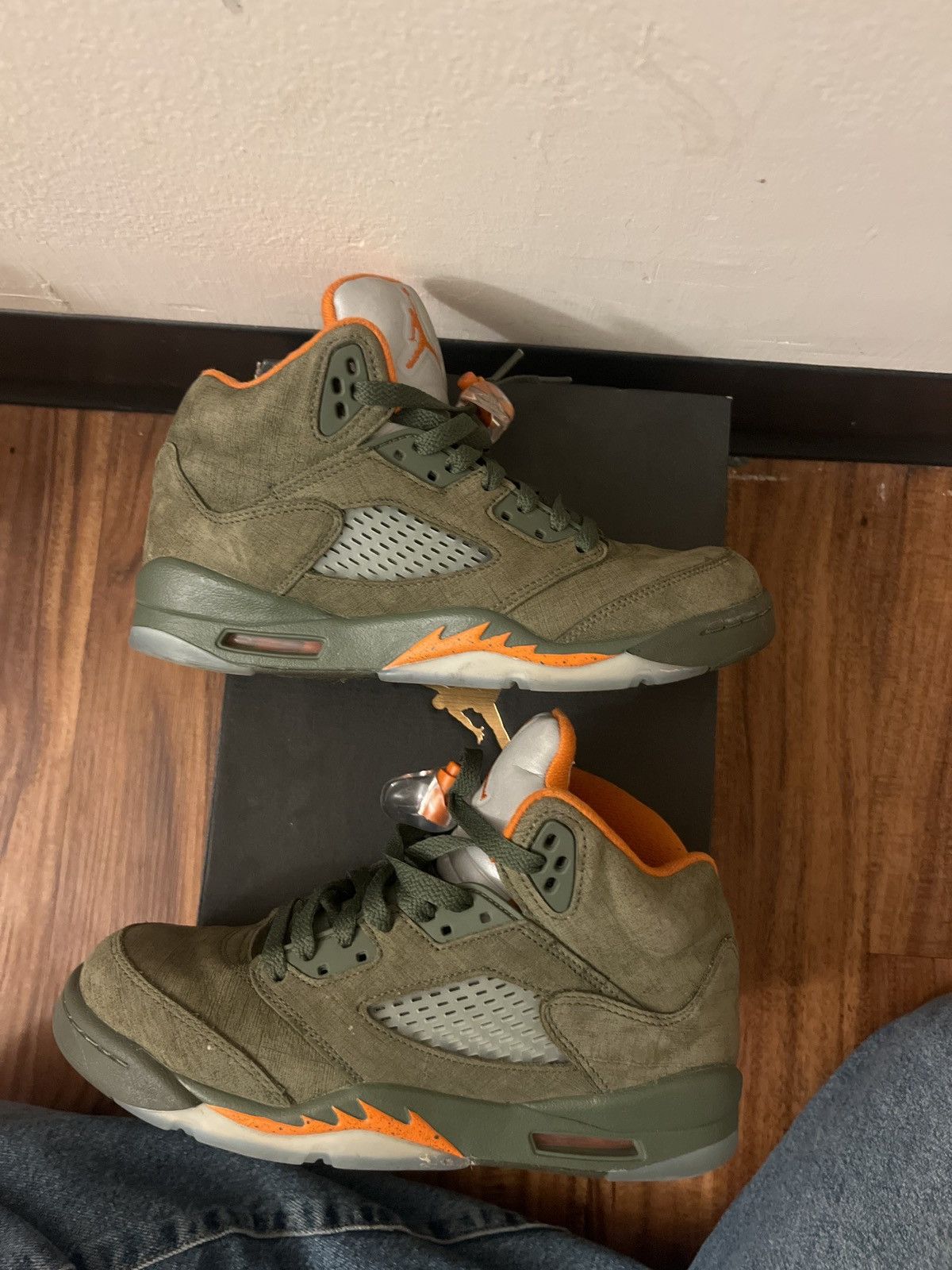 Jordan Brand Air jordan 5 retro “olive” Size US 6.5 / EU 39-40 - 1 Thumbnail