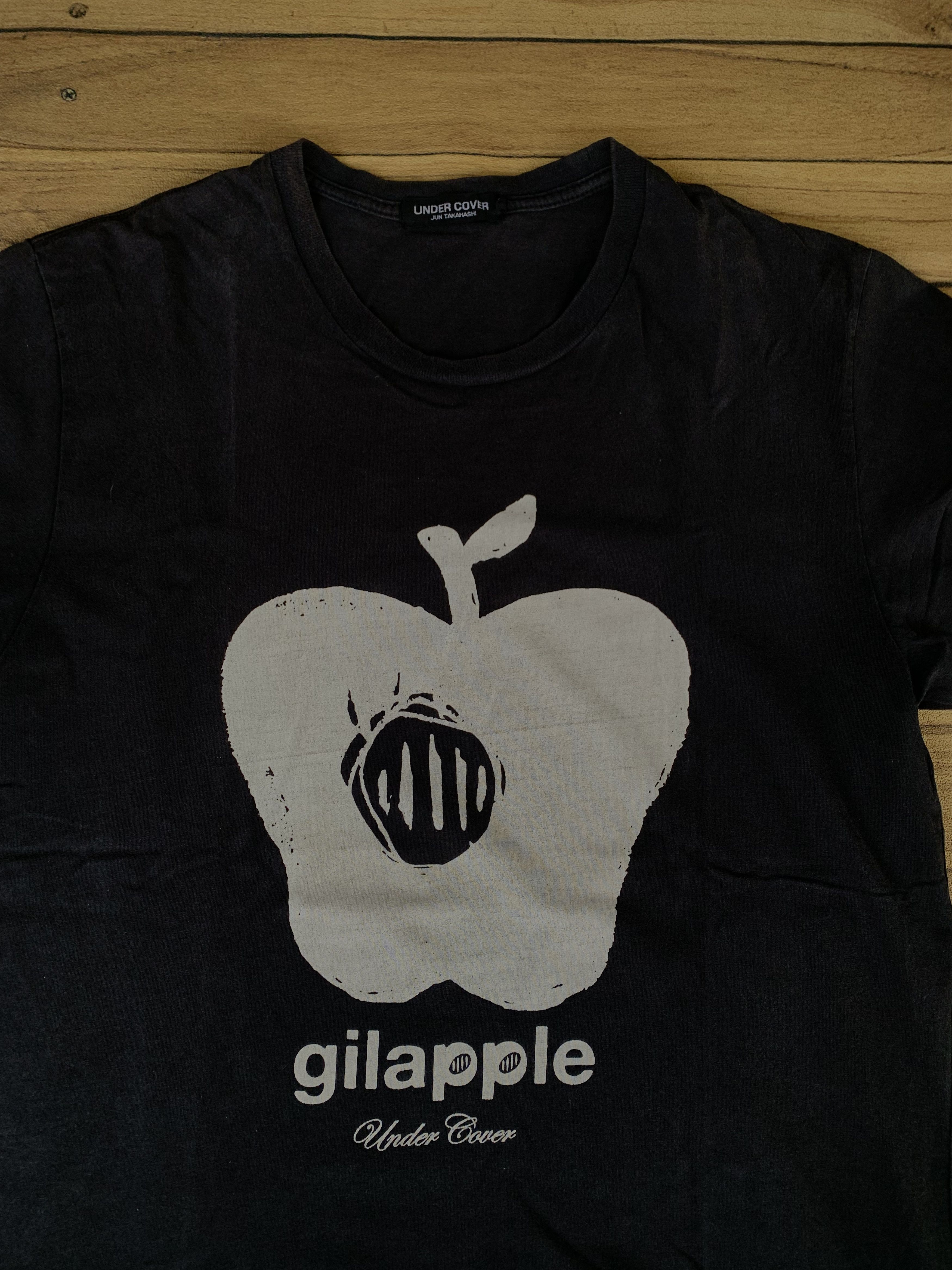 Undercover Undercover jun takahashi gilapple print t shirt Size US L / EU 52-54 / 3 - 2 Thumbnail