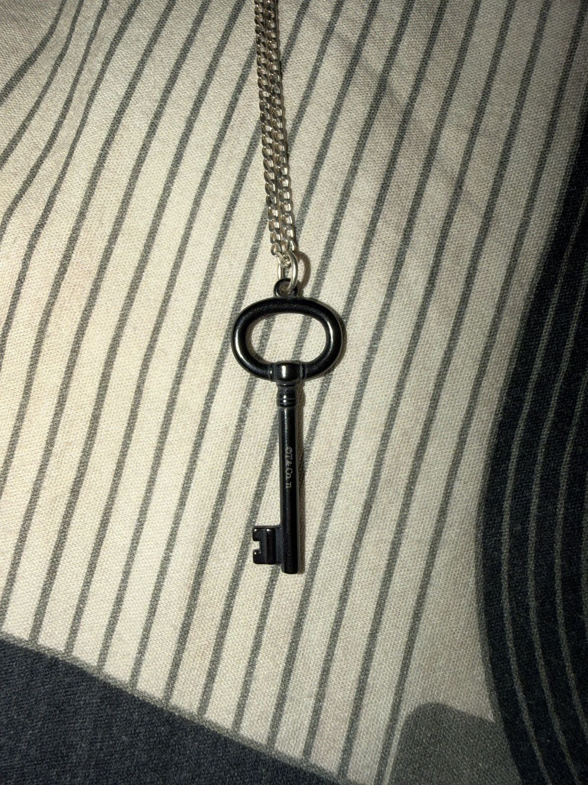 Tiffany & Co. Tiffany & Co. Titanium Oval Key Pendant Size ONE SIZE - 2 Thumbnail