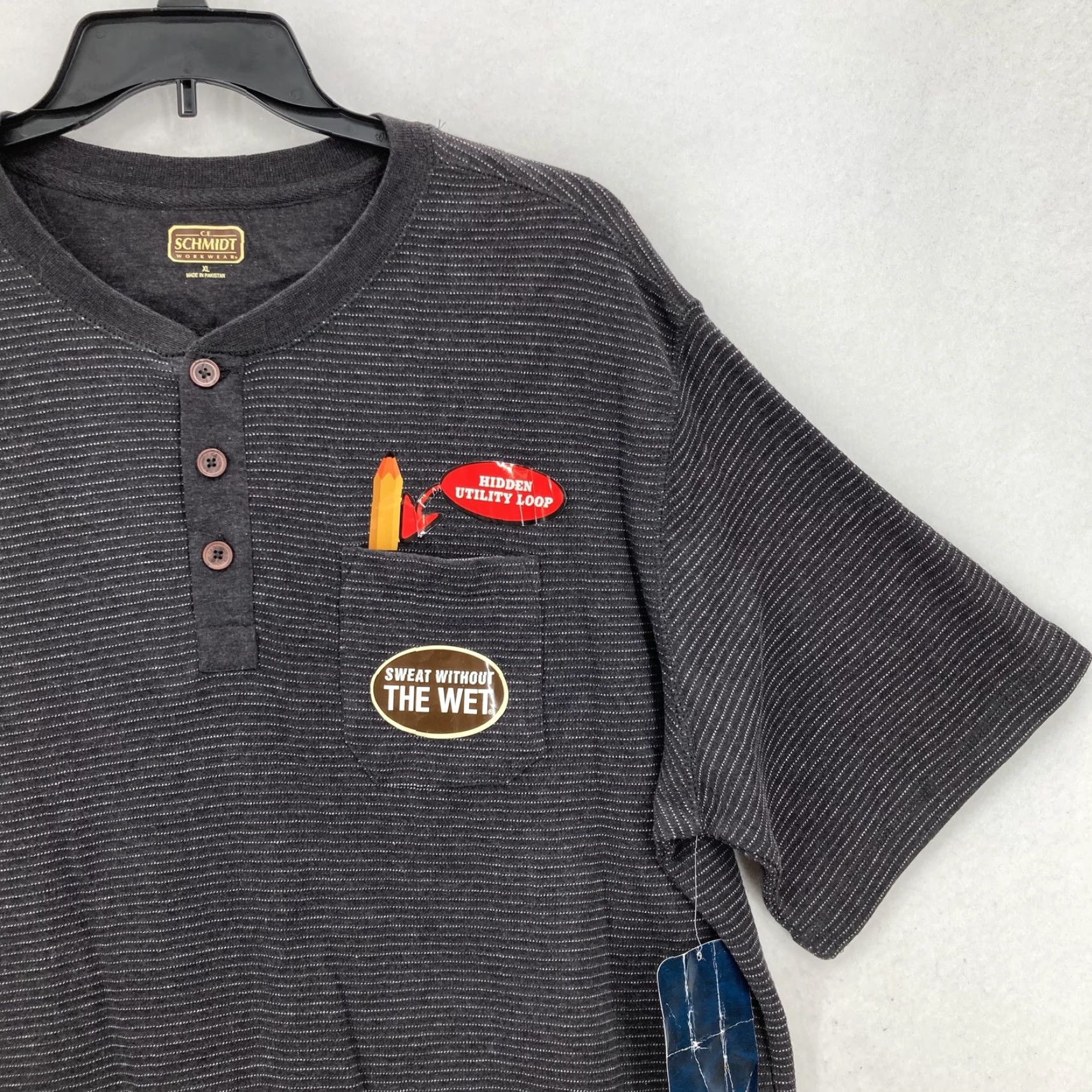 Vintage Schmidt Workwear Shirt Mens XL Black Stripe Utility Pocket Crew Henley Shirt Mens XL Black Stripe Pockets Workwear Henley Size US XL / EU 56 / 4 - 2 Thumbnail