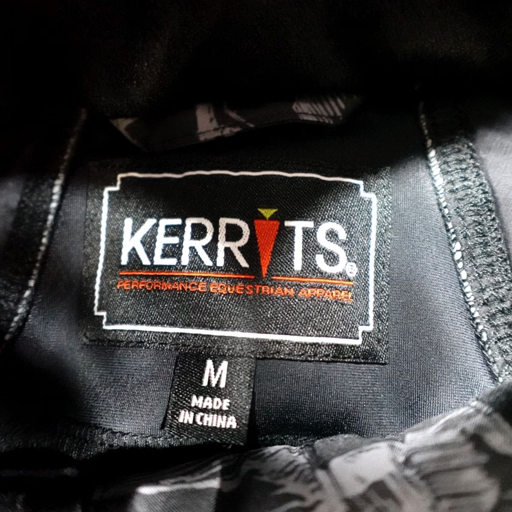 Vintage Kerrits Womens Jacket M Gray Black Full Zip Hooded Removable Hood Softshell Activewear Running Riding Removable Hooded Size M / US 6-8 / IT 42-44 - 2 Thumbnail