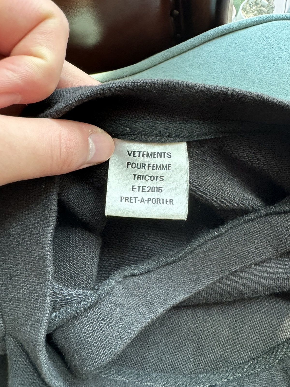 Vetements Vetements 2016 Hoodie Size US S / EU 44-46 / 1 - 6 Thumbnail