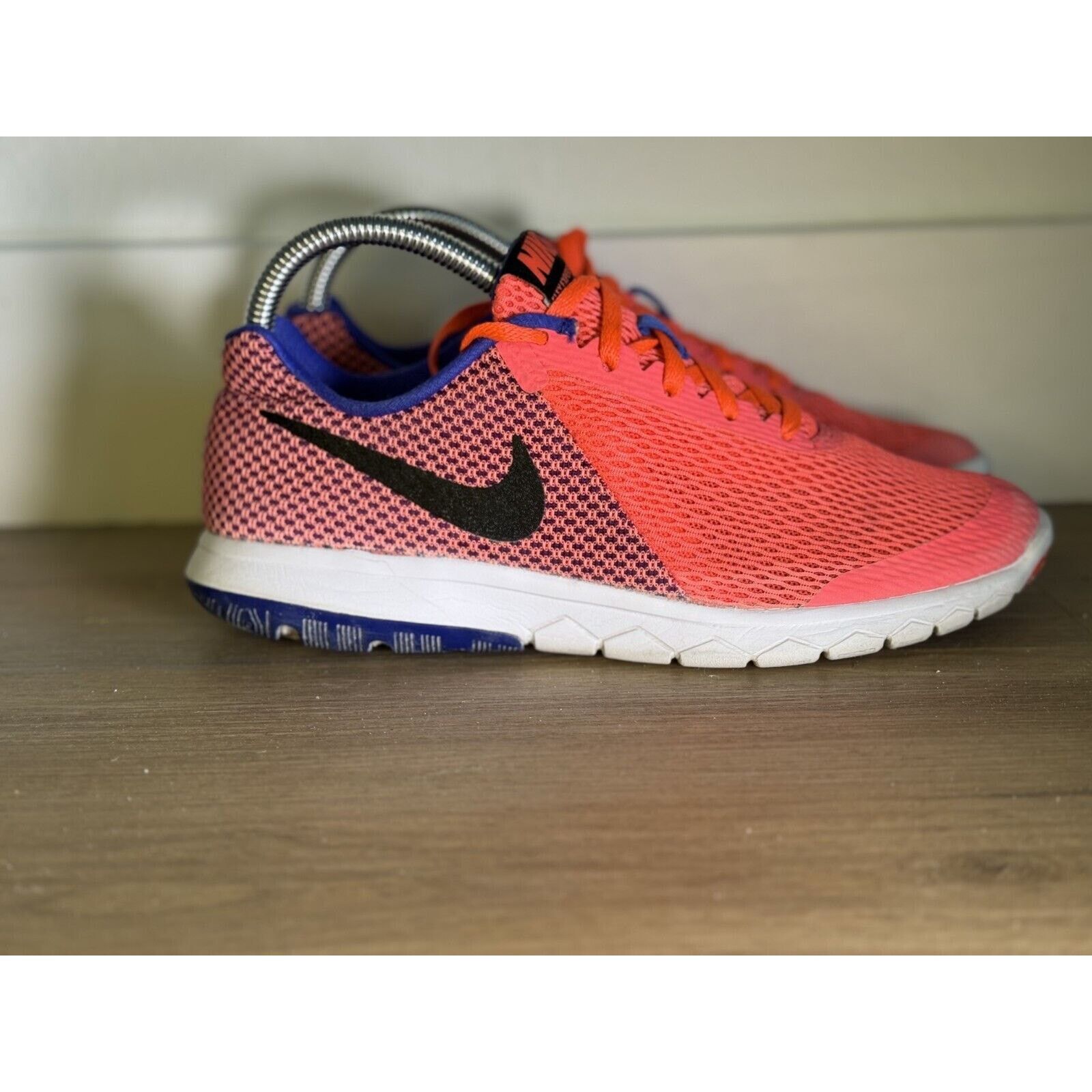 Nike Nike Free RN Motion Flyknit Women’s Shoes Sz 7 - Crim/Black Size US 4.5 / IT 34.5 - 1 Thumbnail