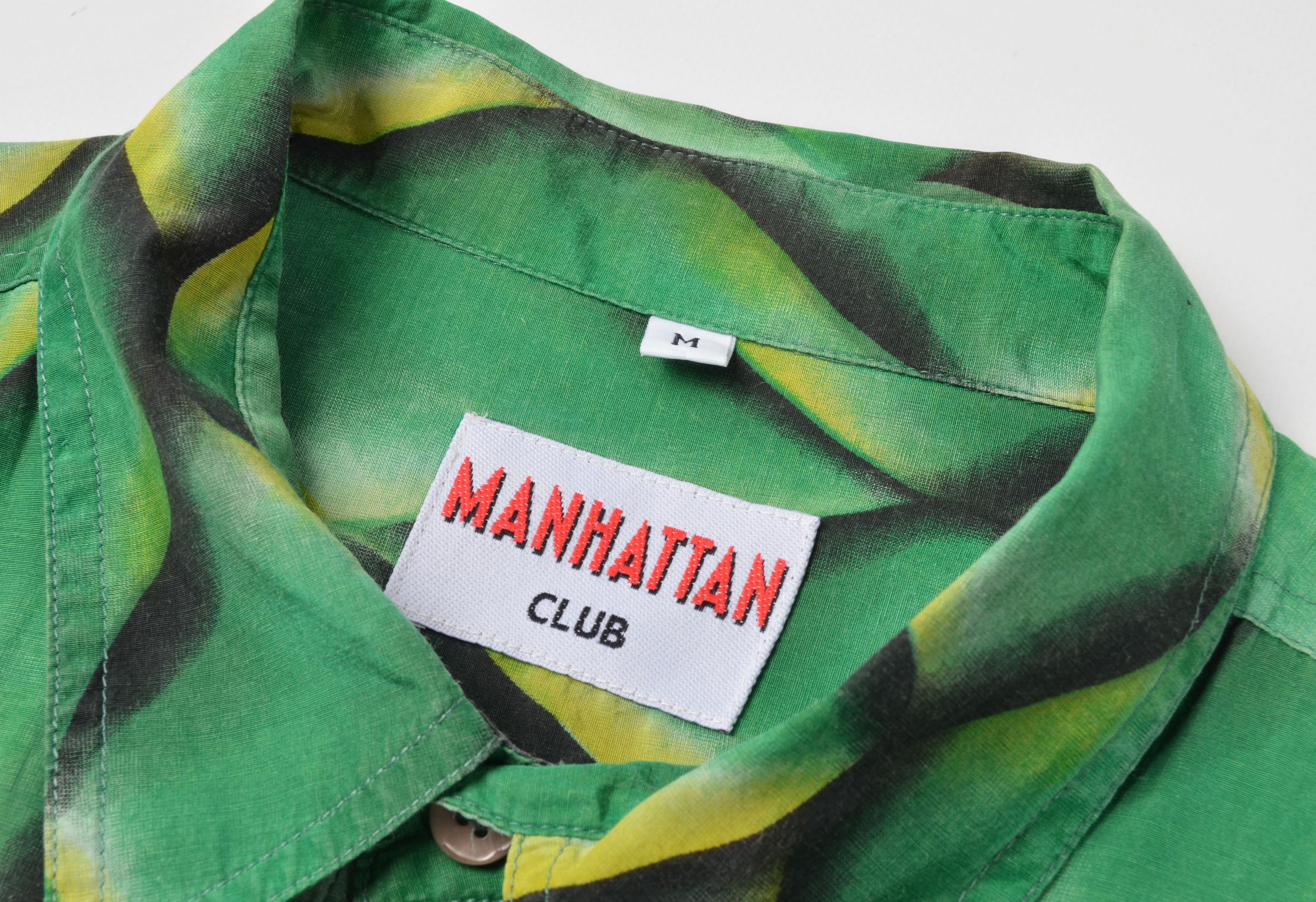 Vintage Vintage Manhattan Short Sleeve Button-Up Shirt Leaf Pattern Size US M / EU 48-50 / 2 - 4 Thumbnail